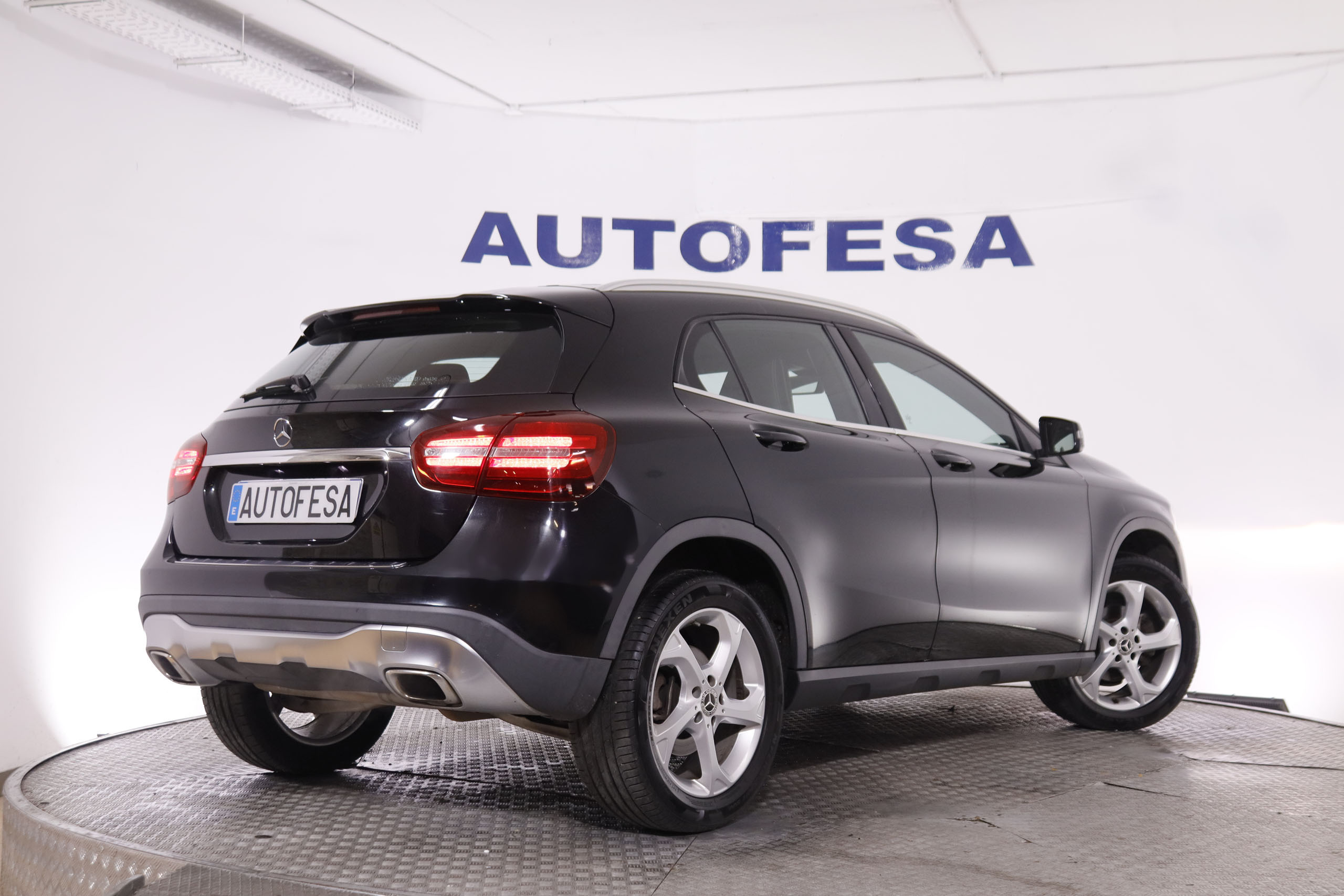 Mercedes-benz Gla 180 CLASE GLA 180 AUTO URBAN 122CV 5P # NAVY,FAROS LED,CAMARA TRASERA foto 6