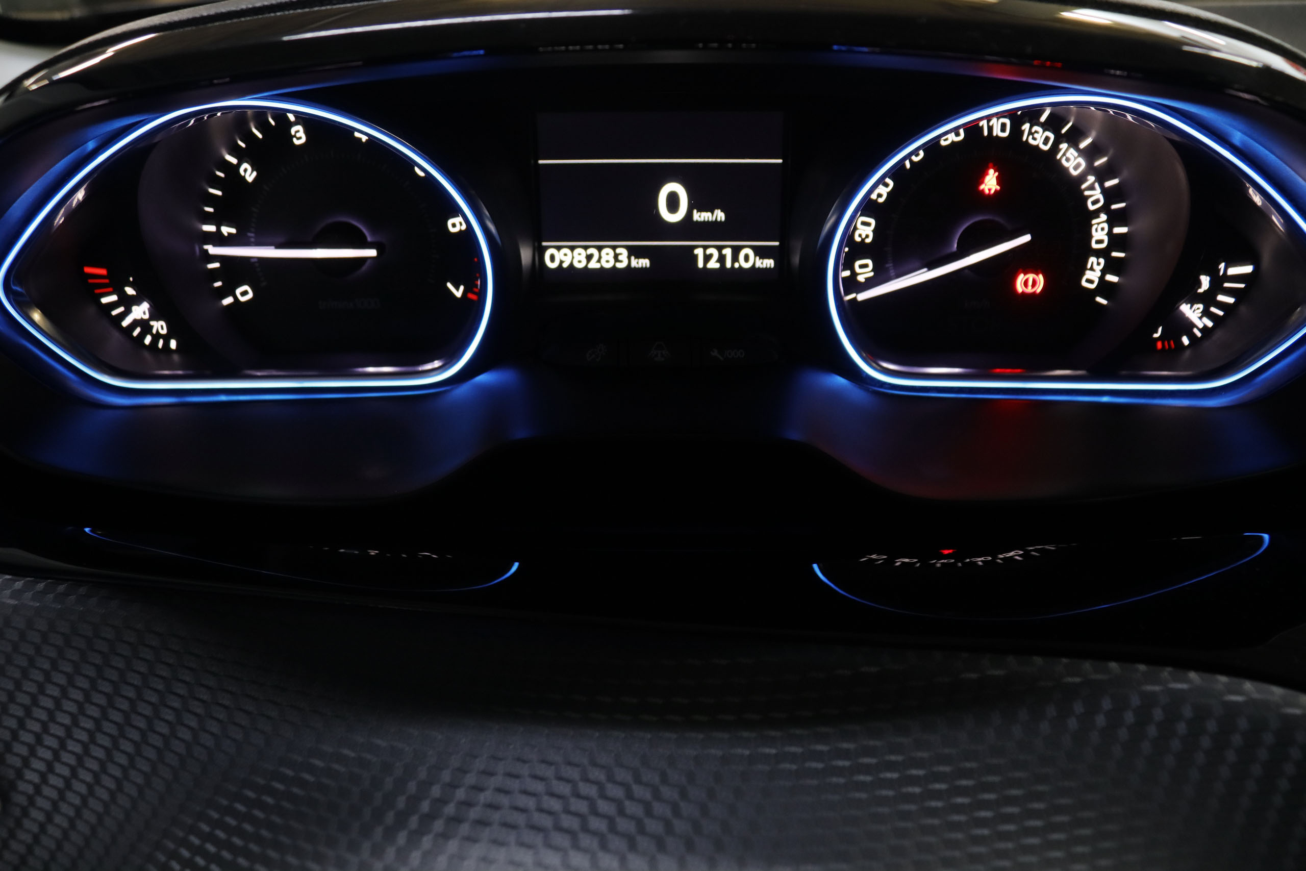 Peugeot 2008 1.2 ALLURE 82CV 5P # PARKTRONIC 2008 1.2 ALLURE 82CV 5P foto 18