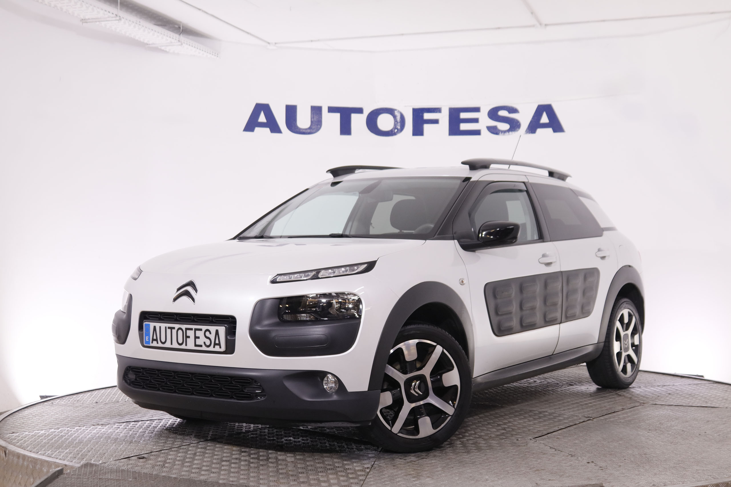Citroen C4 Cactus 1.5 BLUEHDI SHINE 100CV 5P # NAVY, PARKTRONIC foto 1