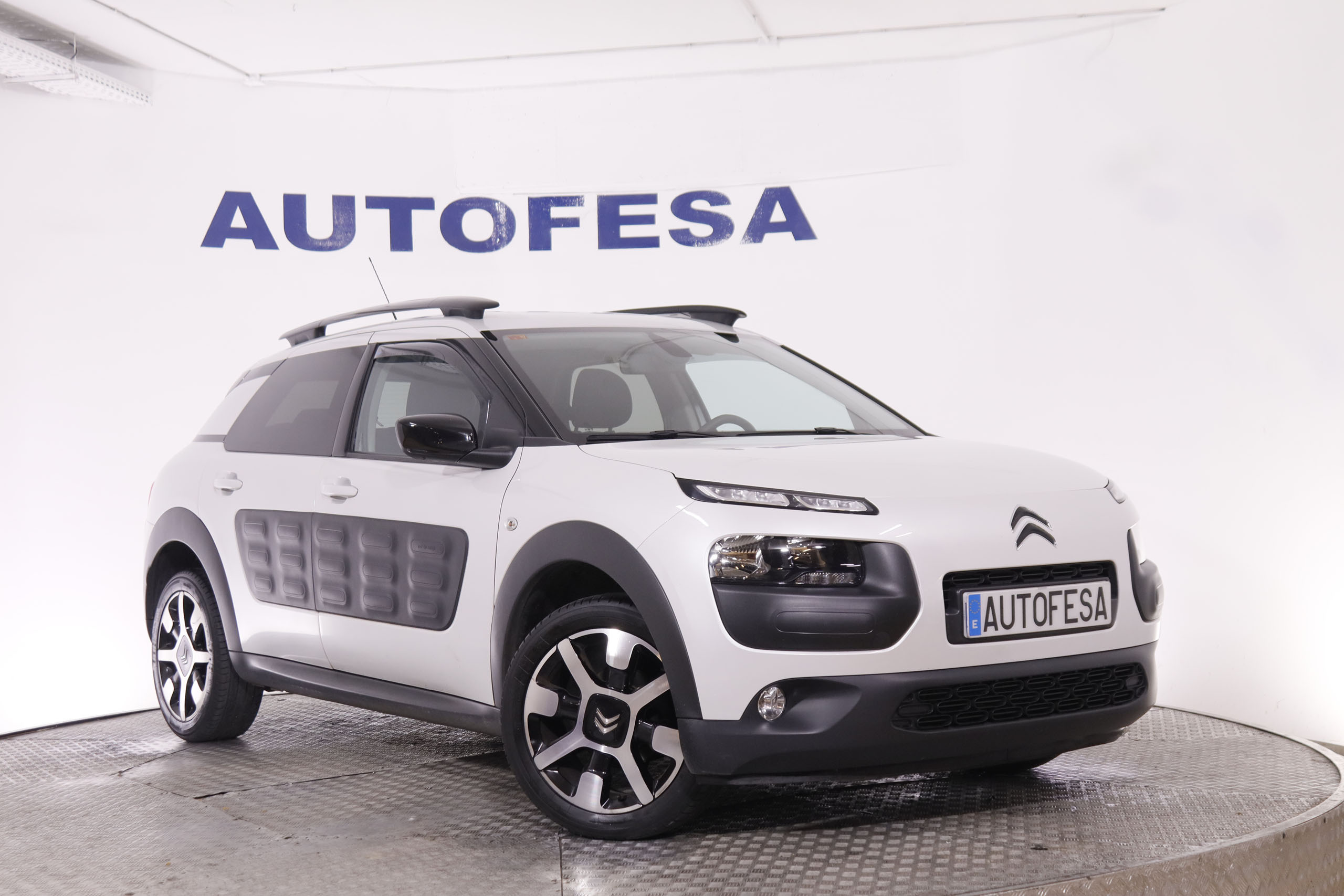 Citroen C4 Cactus 1.5 BLUEHDI SHINE 100CV 5P # NAVY, PARKTRONIC foto 3