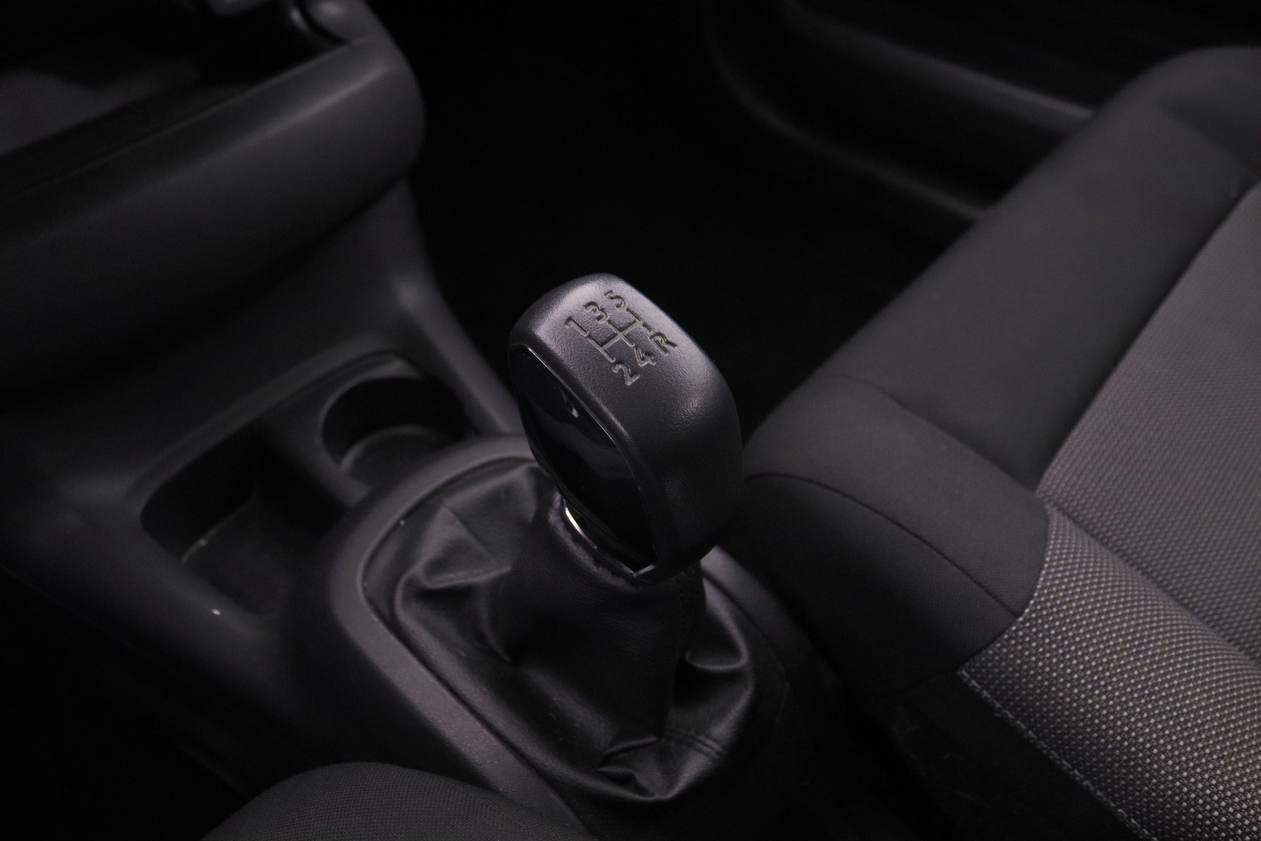 Citroen C4 Cactus 1.5 BLUEHDI SHINE 100CV 5P # NAVY, PARKTRONIC foto 20