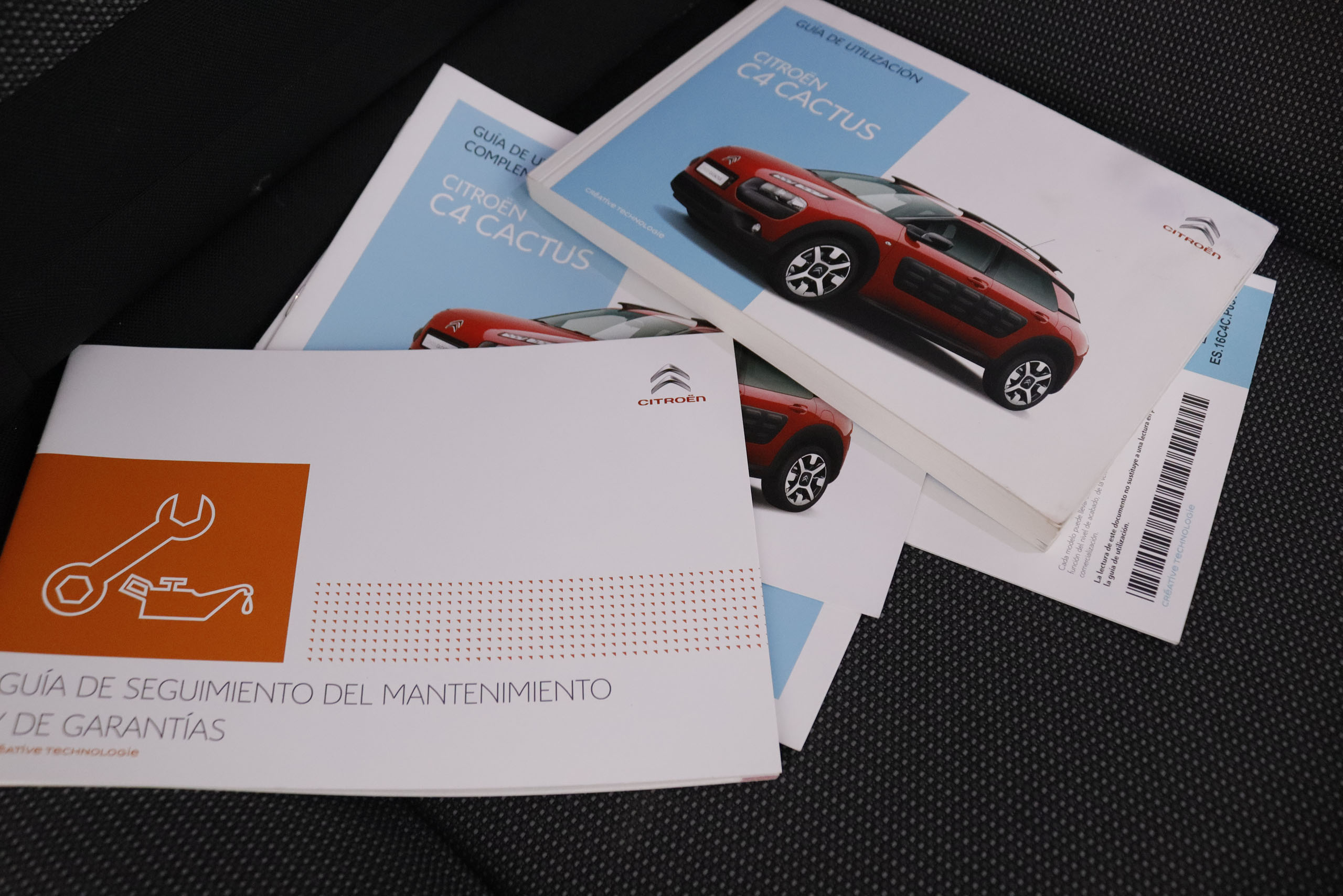 Citroen C4 Cactus 1.5 BLUEHDI SHINE 100CV 5P # NAVY, PARKTRONIC foto 24