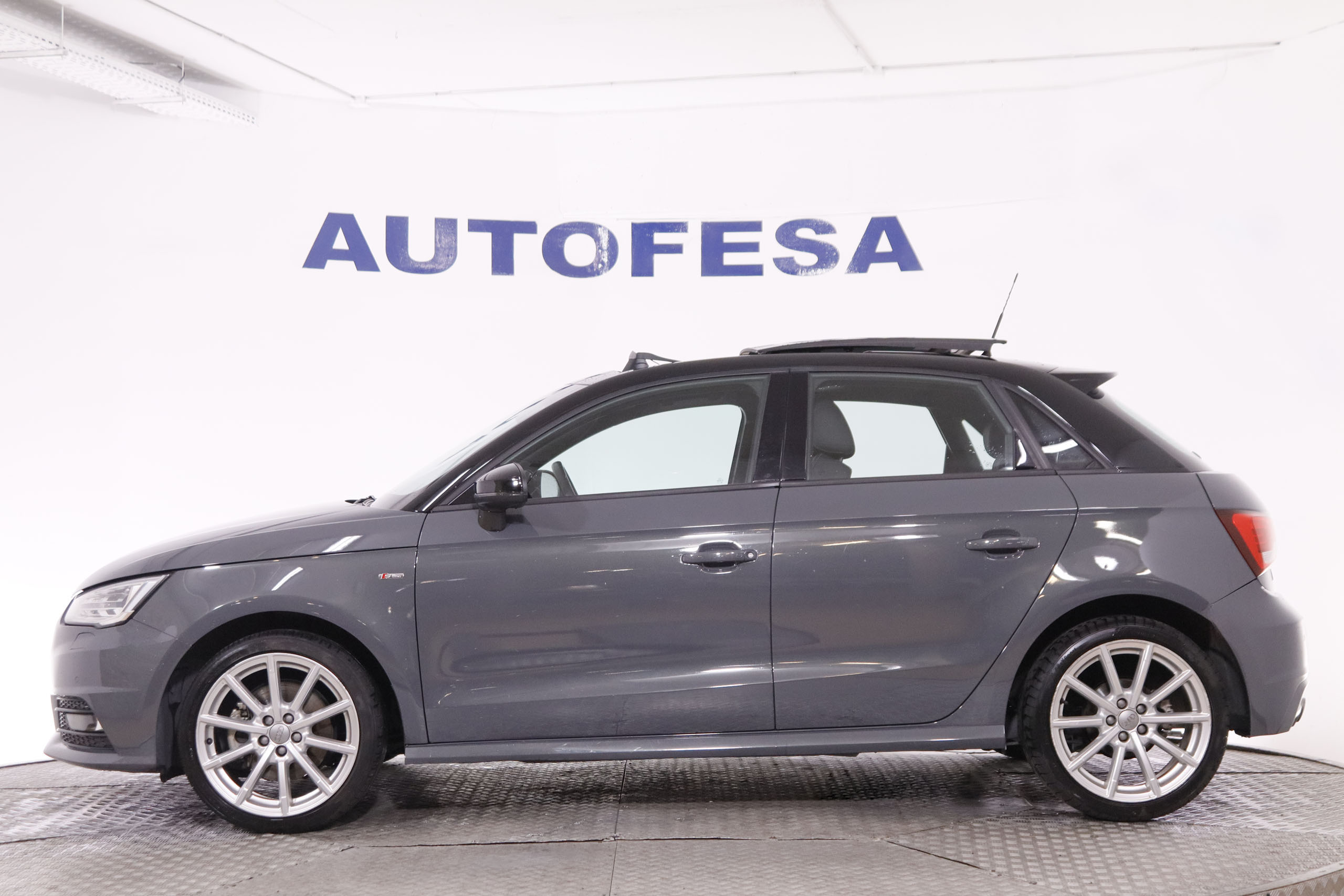 Audi A1 1.4 TFSI SPORTBACK SLINE AUTO 150CV 5P # TECHO ELECTRICO, NAVY, PARKTRONIC foto 13