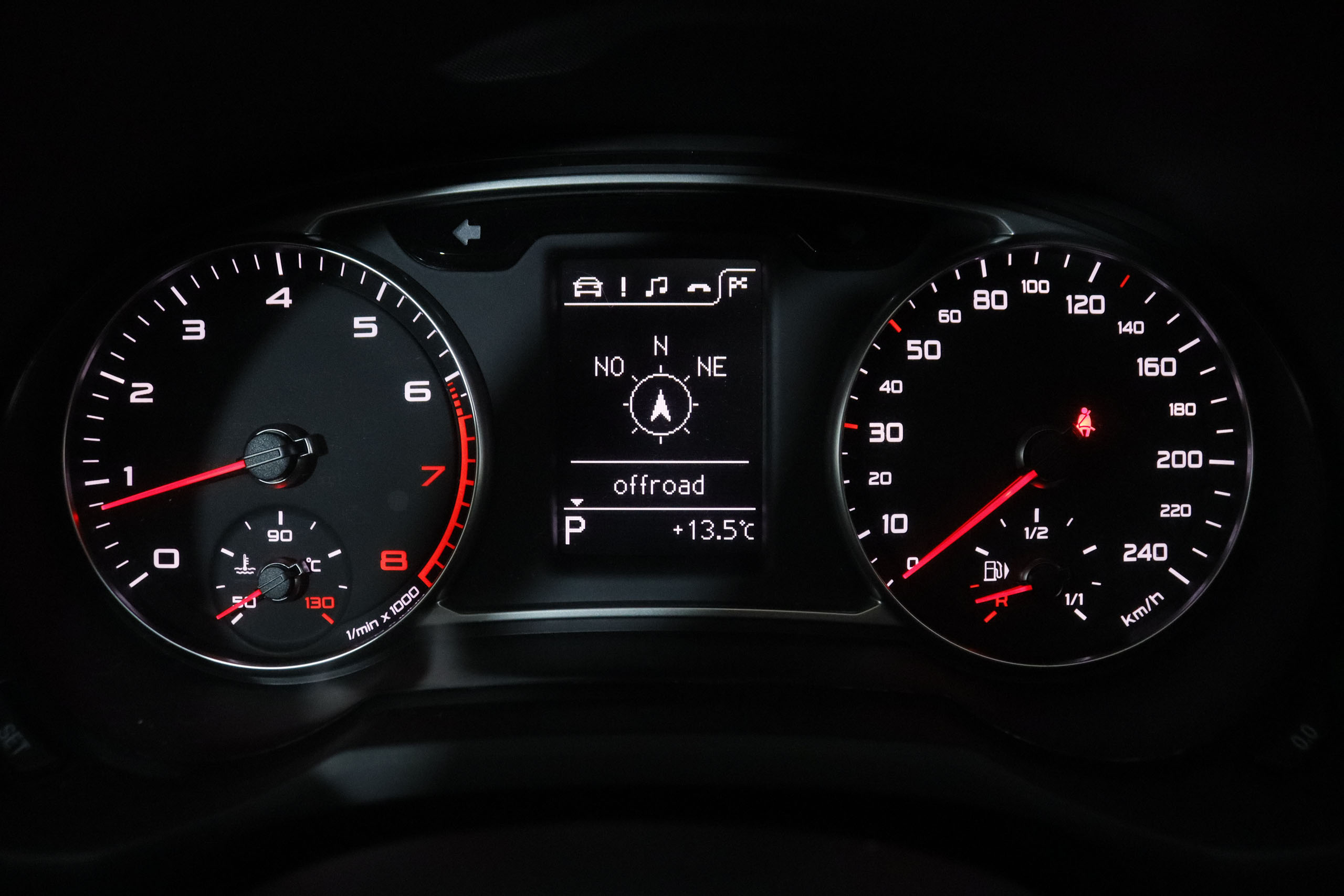 Audi A1 1.4 TFSI SPORTBACK SLINE AUTO 150CV 5P # TECHO ELECTRICO, NAVY, PARKTRONIC foto 19