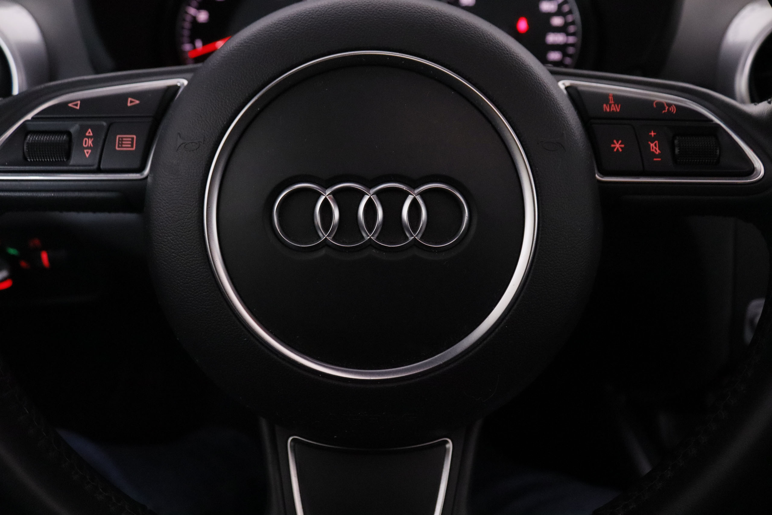 Audi A1 1.4 TFSI SPORTBACK SLINE AUTO 150CV 5P # TECHO ELECTRICO, NAVY, PARKTRONIC foto 18