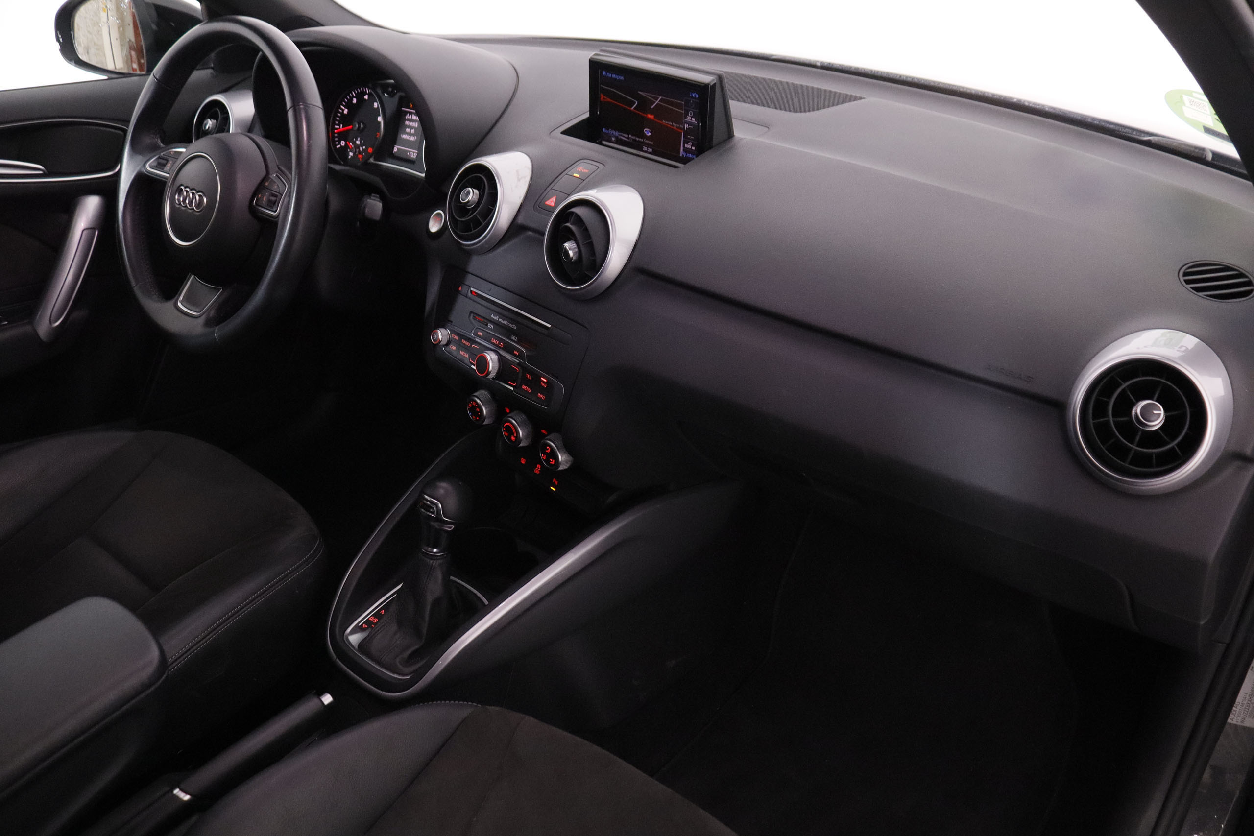 Audi A1 1.4 TFSI SPORTBACK SLINE AUTO 150CV 5P # TECHO ELECTRICO, NAVY, PARKTRONIC foto 17