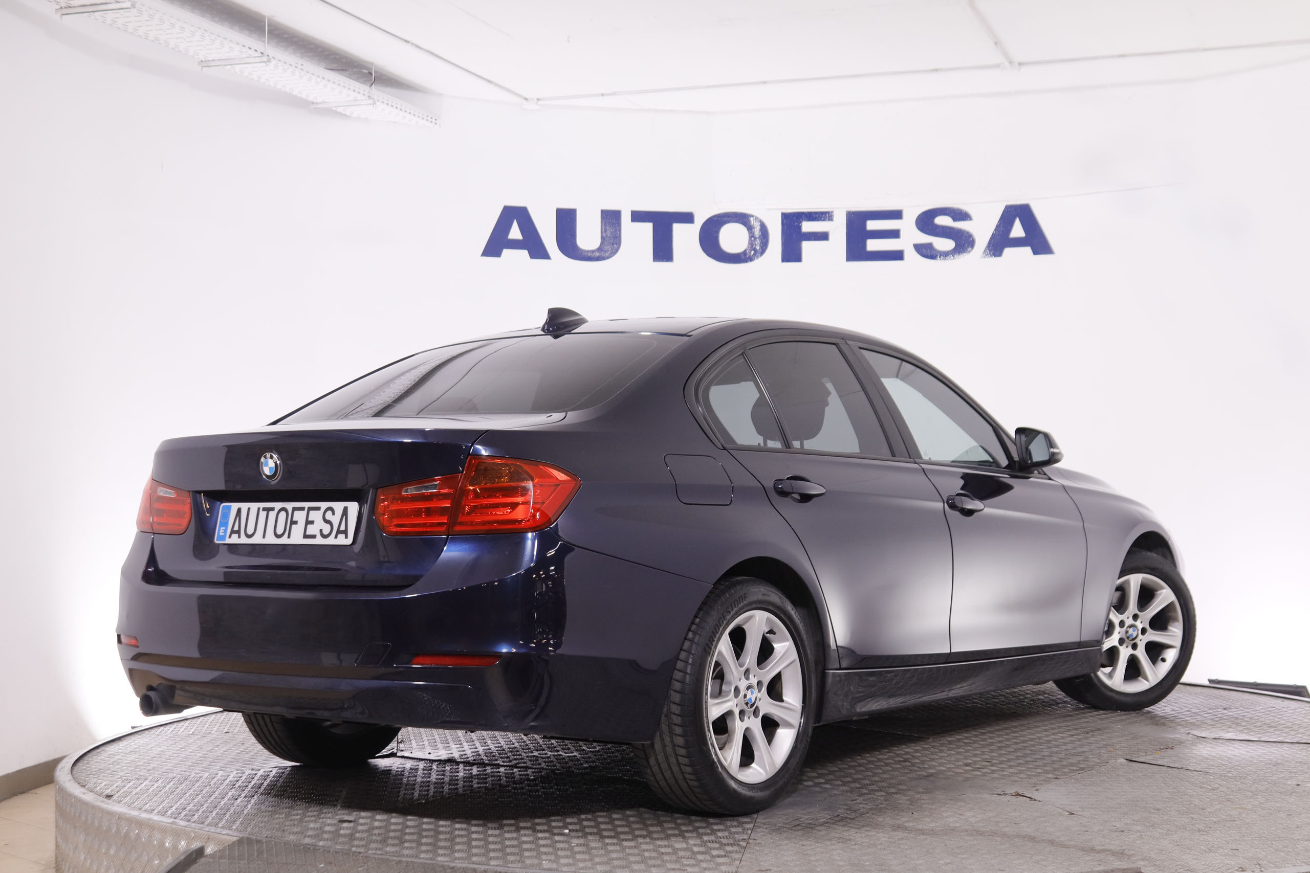 BMW 318 SERIE 3 318D 143CV 4P foto 6