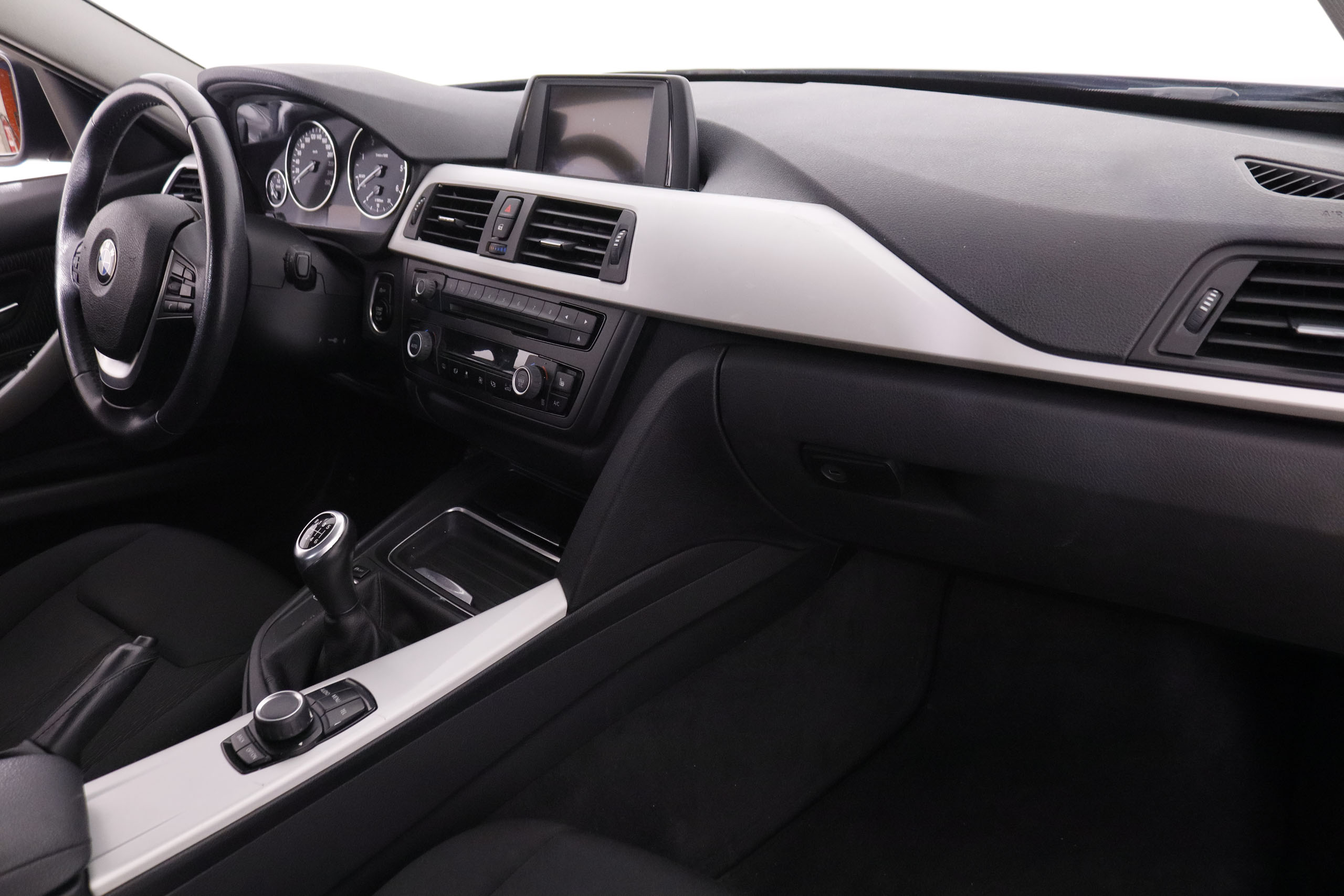 BMW 318 SERIE 3 318D 143CV 4P foto 15