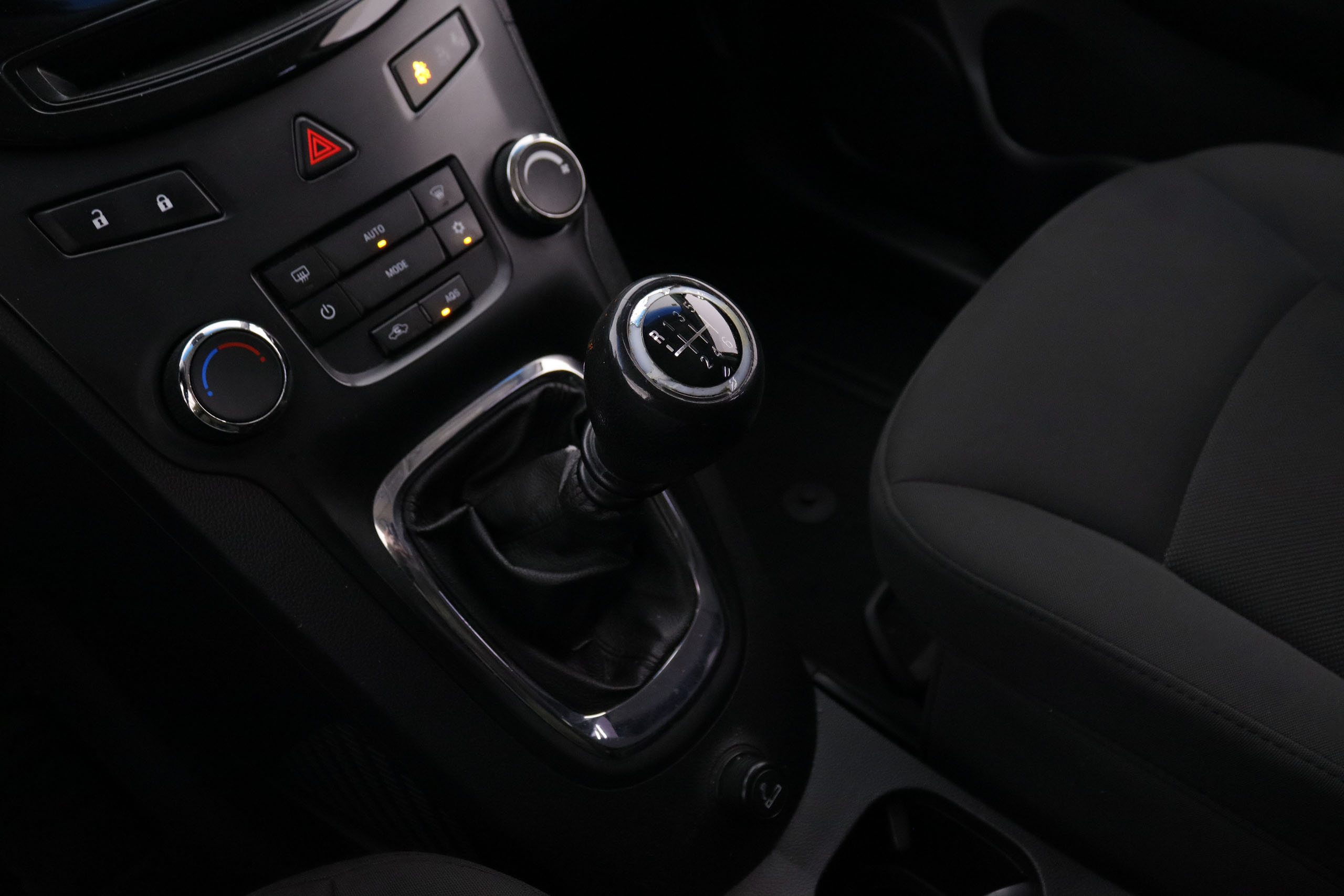 Chevrolet Orlando 2.0 VCDI LT 135CV 7 PLAZAS 5P # PARKTRONIC foto 19