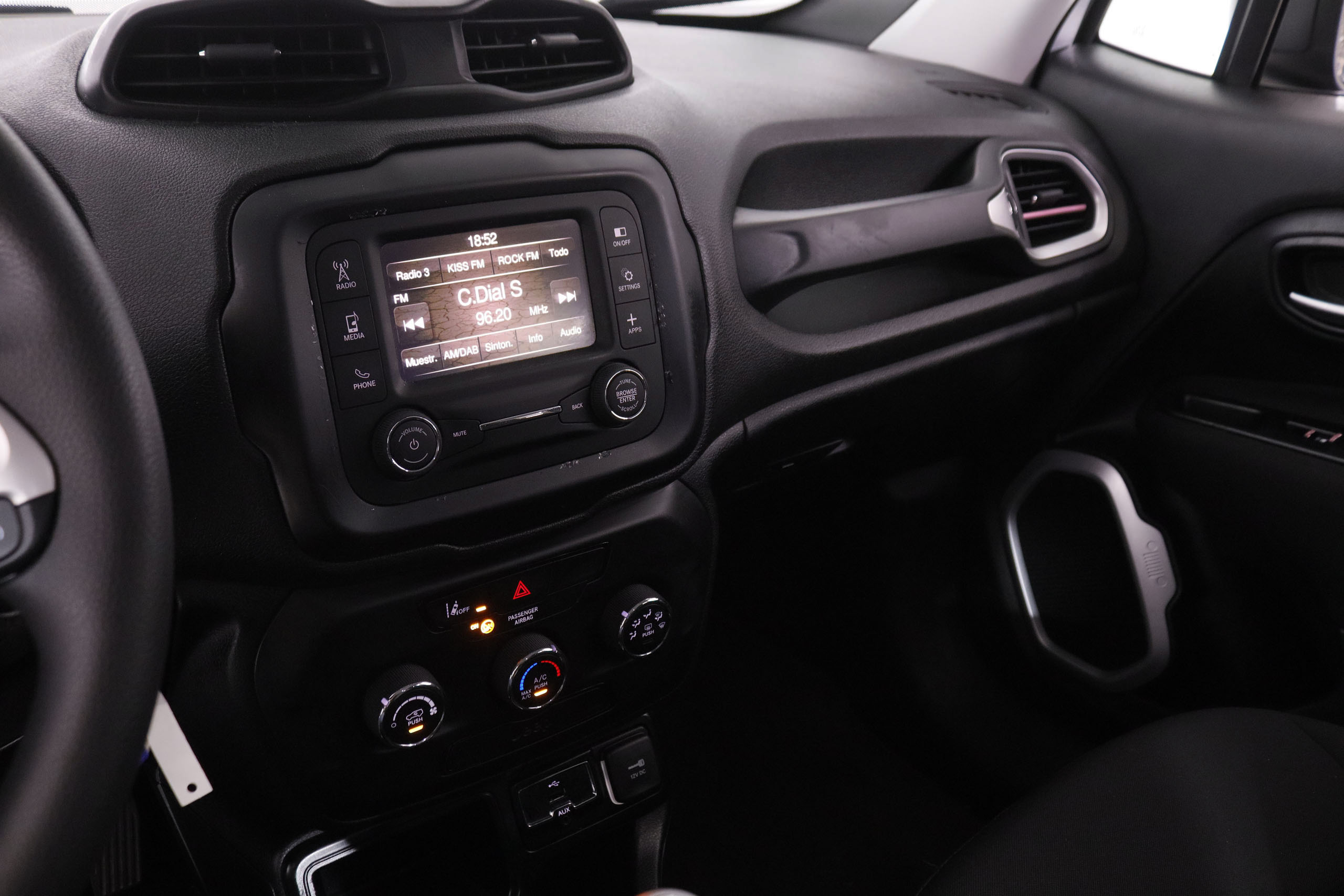 Jeep Renegade 1.0 Sport MultiJet 120CV 5P # PARKTRONIC 1.0 Sport 120CV 5P # PARKTRONIC foto 18