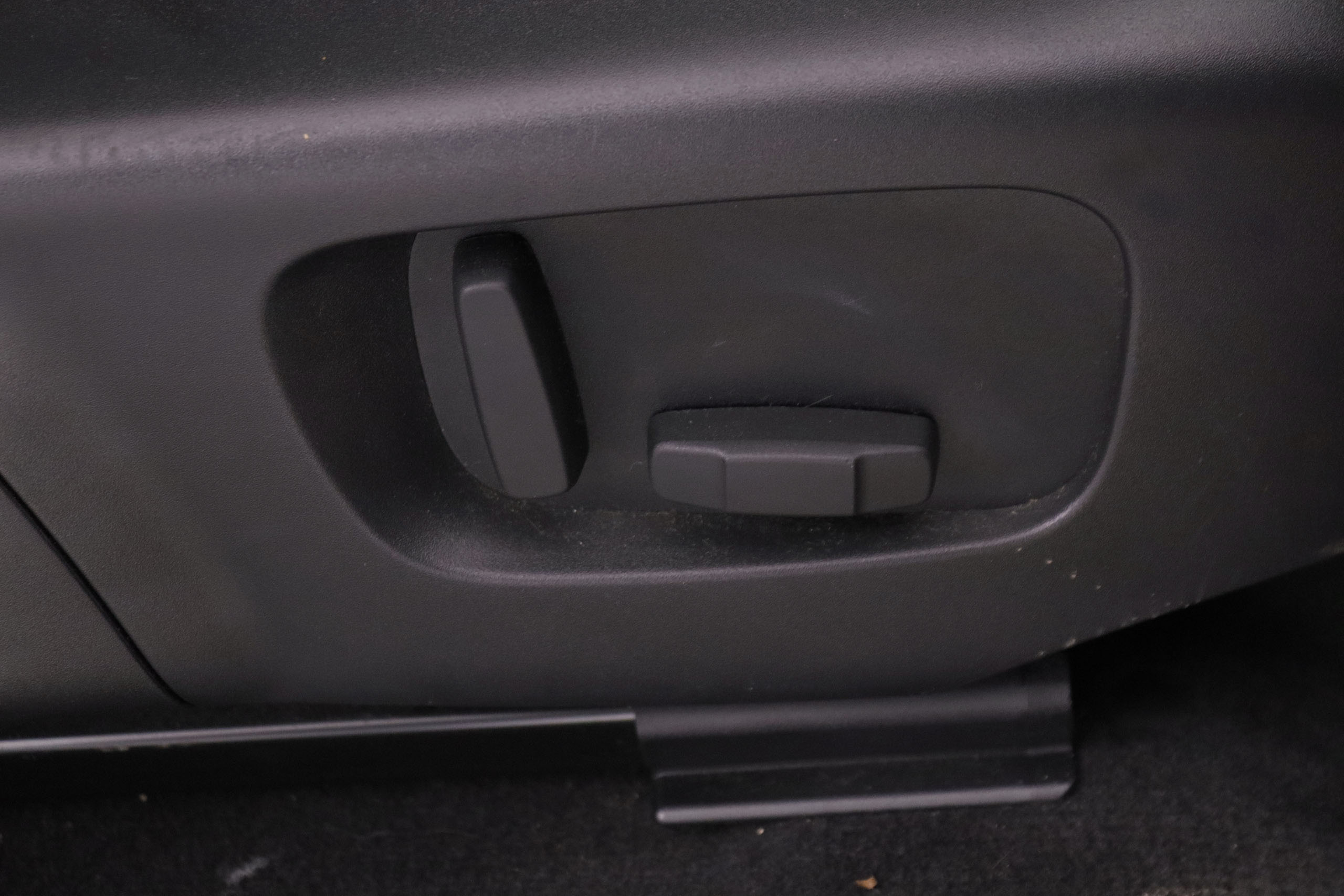 Land Rover Range Rover Evoque 2.0 D HIBRIDO AWD AUTO 150CV 5P # CUERO, NAVY, PARKTRONIC foto 29