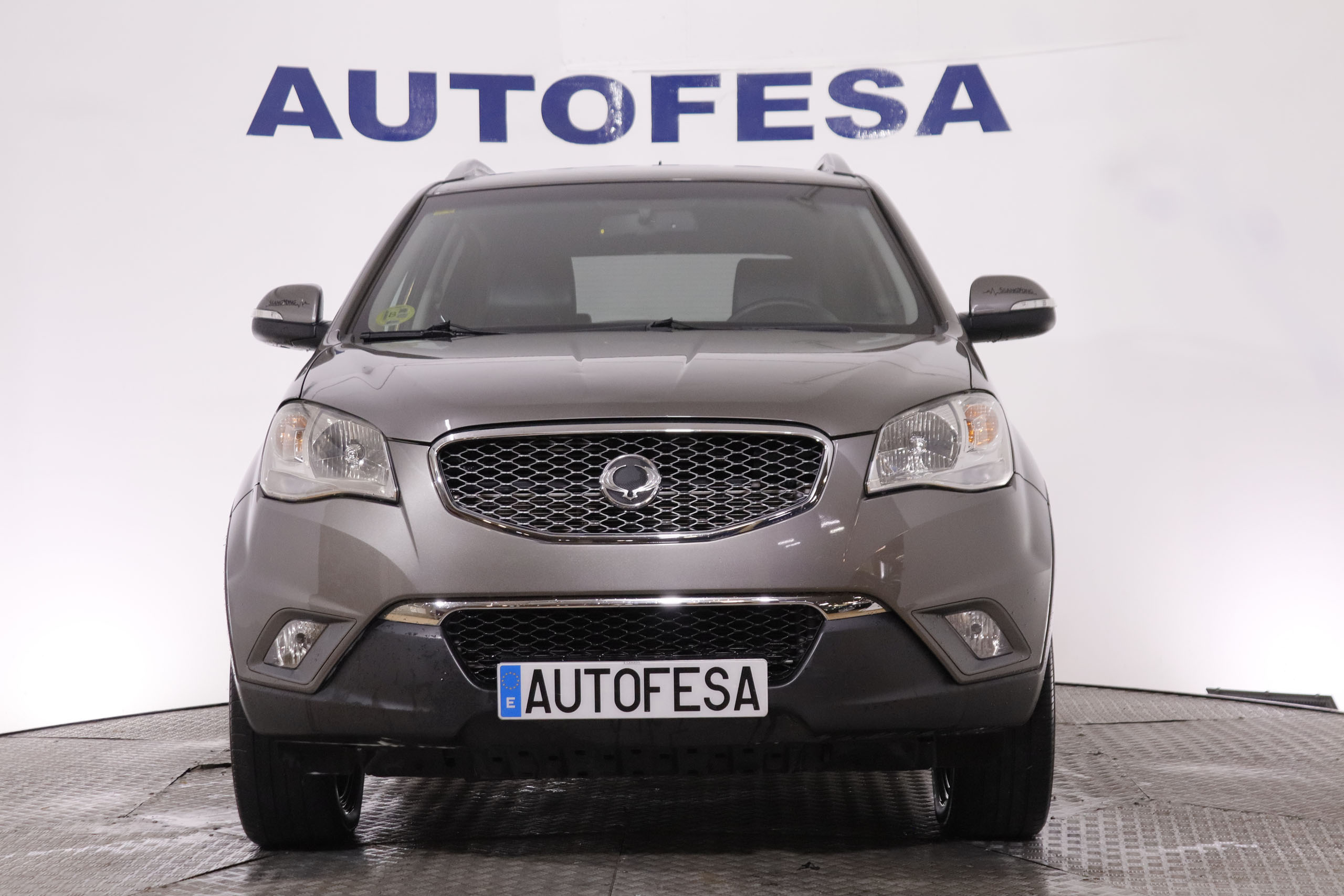 Ssangyong Korando 2.0 D20T LIMITED 4X2 175CV 5P # CUERO, PARKTRONIC foto 2