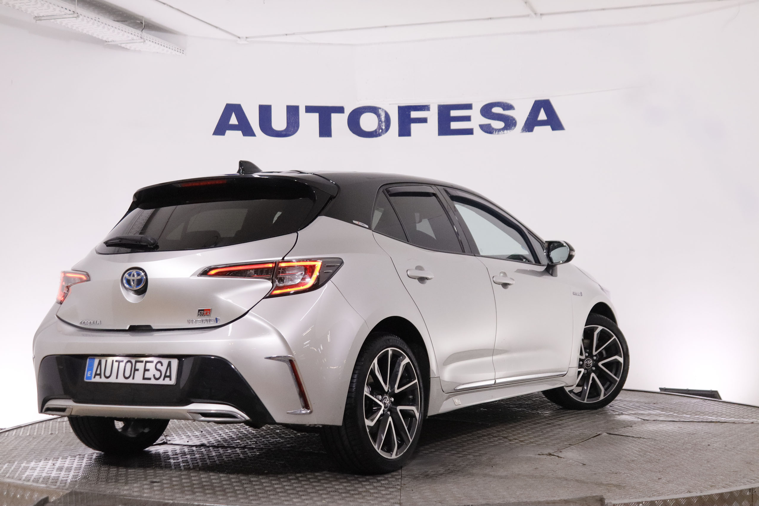 Toyota Corolla 2.0 HEV FEEL GO ECVT AUTO 180CV 5P # NAVY, PARKTRONIC foto 7