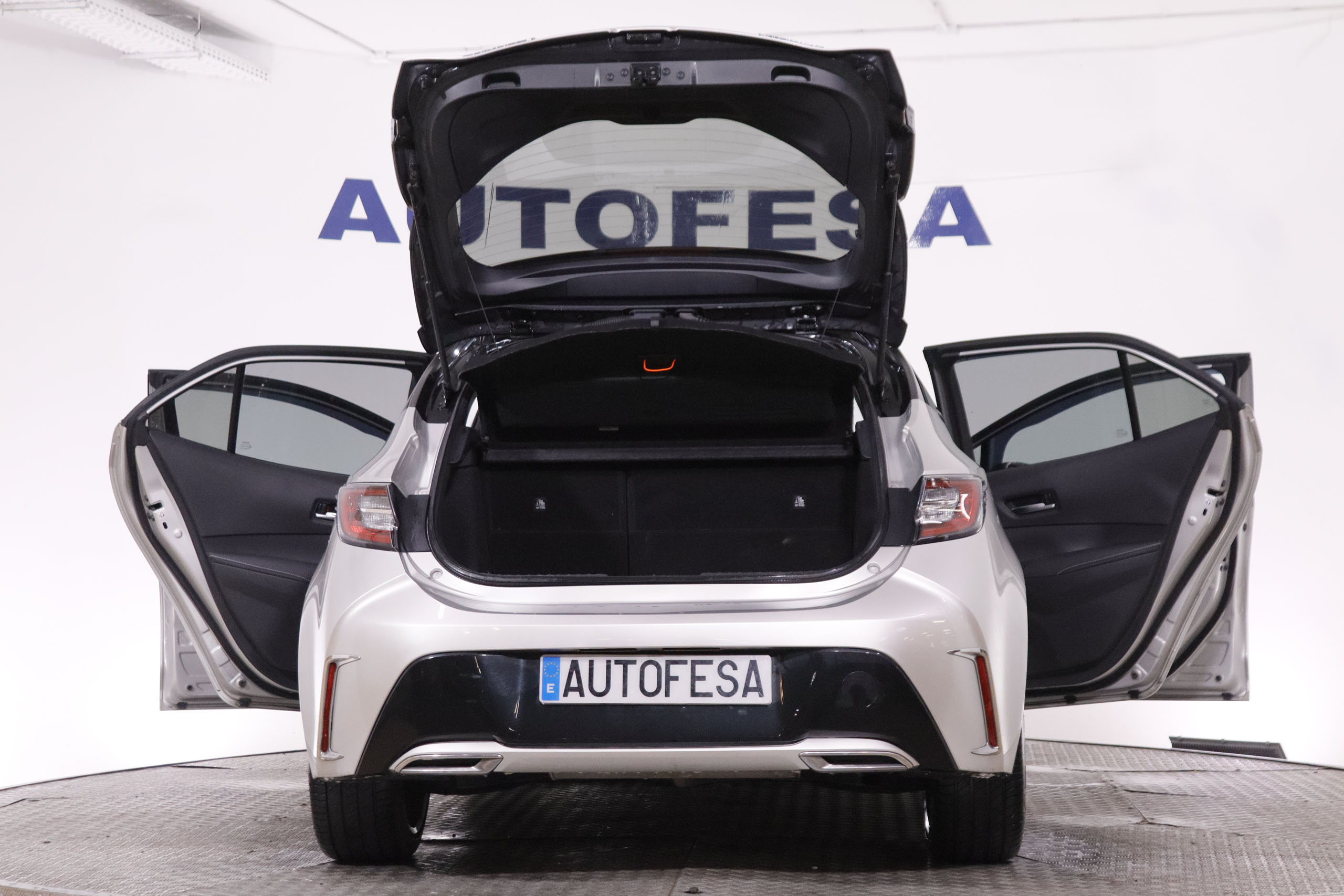 Toyota Corolla 2.0 HEV FEEL GO ECVT AUTO 180CV 5P # NAVY, PARKTRONIC foto 11