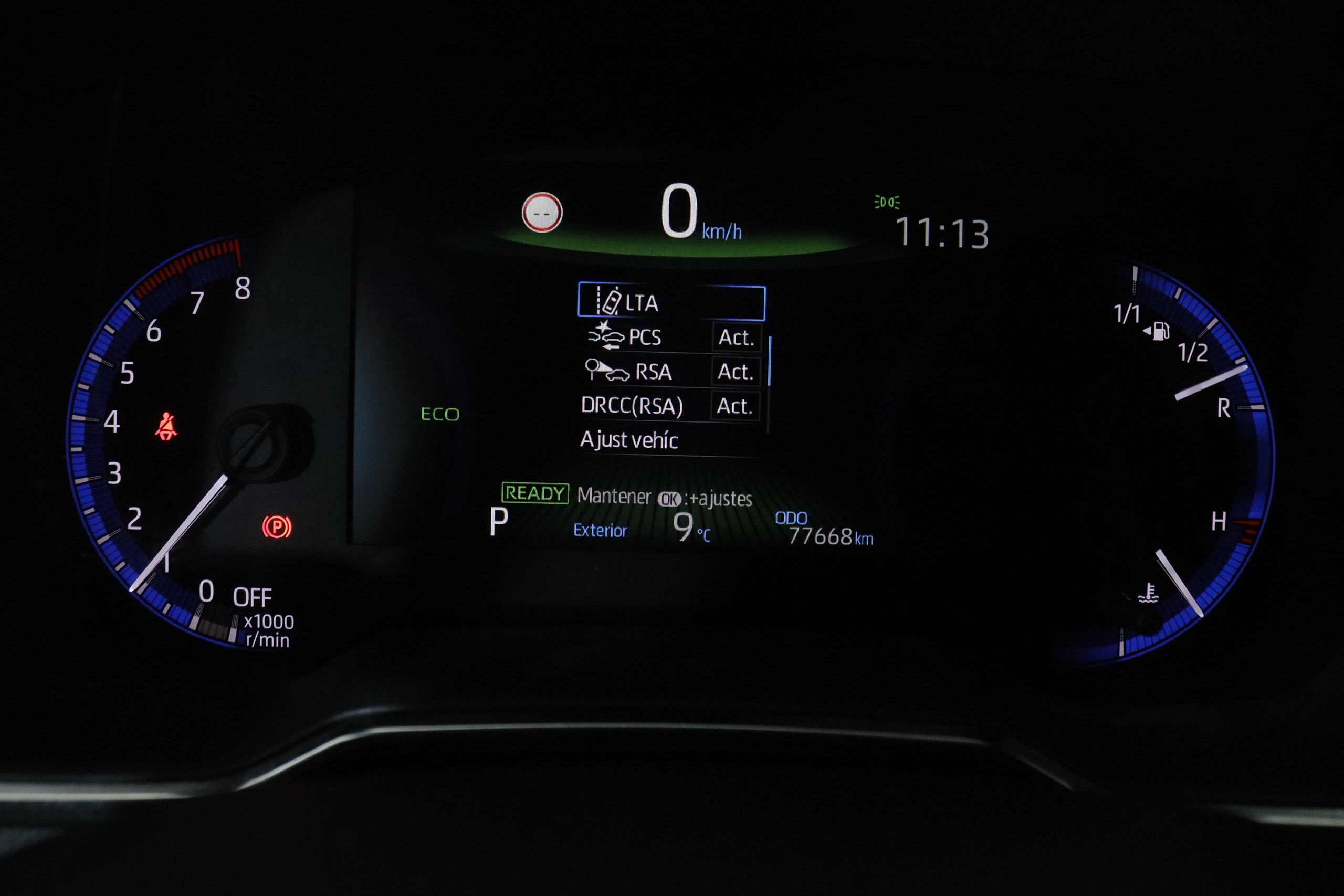 Toyota Corolla 2.0 HEV FEEL GO ECVT AUTO 180CV 5P # NAVY, PARKTRONIC foto 17