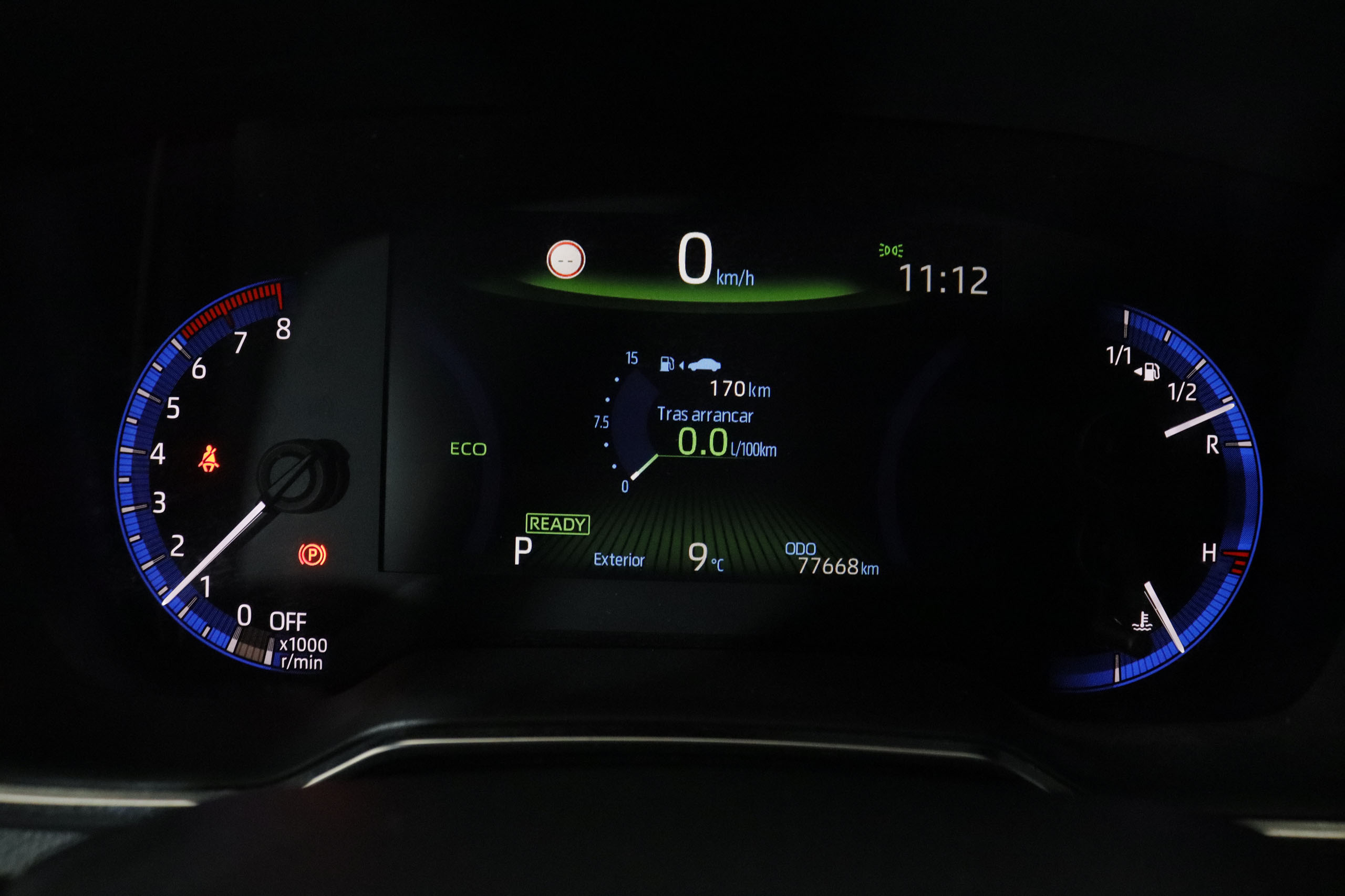 Toyota Corolla 2.0 HEV FEEL GO ECVT AUTO 180CV 5P # NAVY, PARKTRONIC foto 18