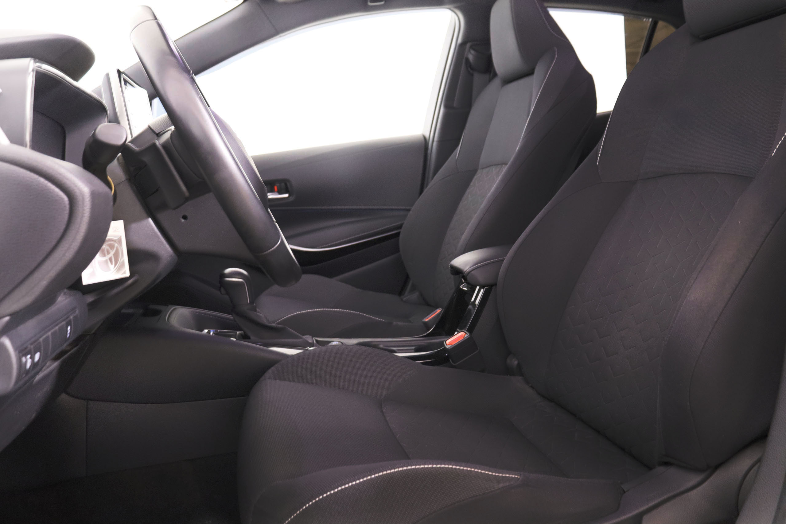 Toyota Corolla 2.0 HEV FEEL GO ECVT AUTO 180CV 5P # NAVY, PARKTRONIC foto 22