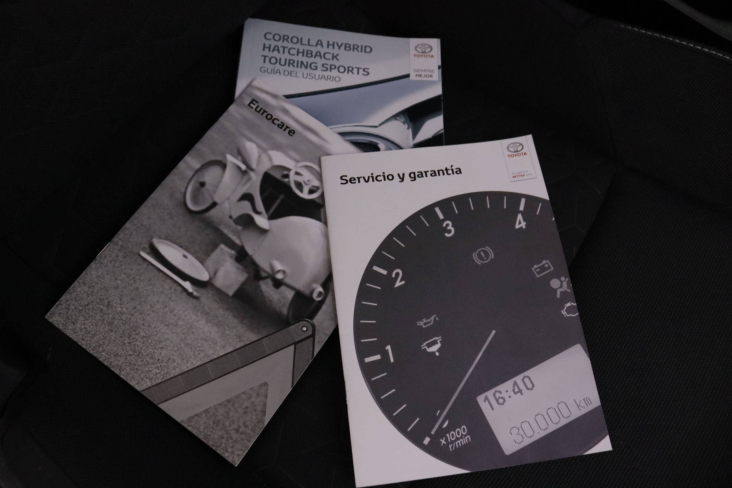 Toyota Corolla 2.0 HEV FEEL GO ECVT AUTO 180CV 5P # NAVY, PARKTRONIC foto 25