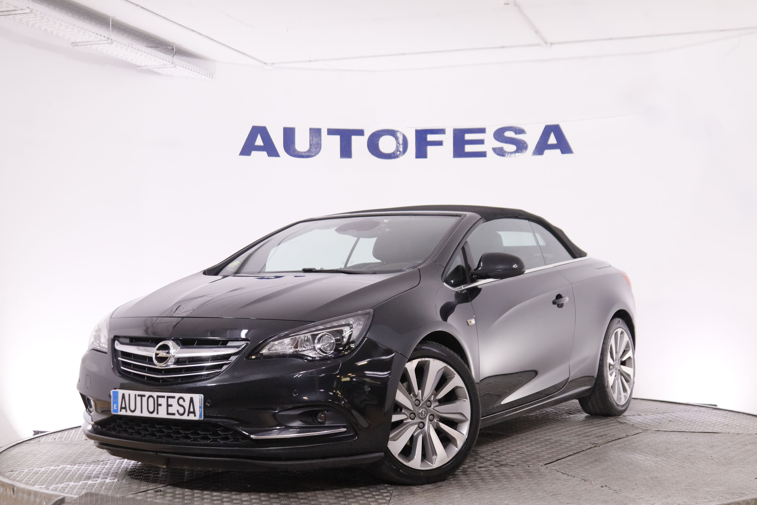 Opel CABRIO 2.0 CDTI COSMO PACK 165CV 2P # CUERO, NAVY, PARKTRONIC foto 2