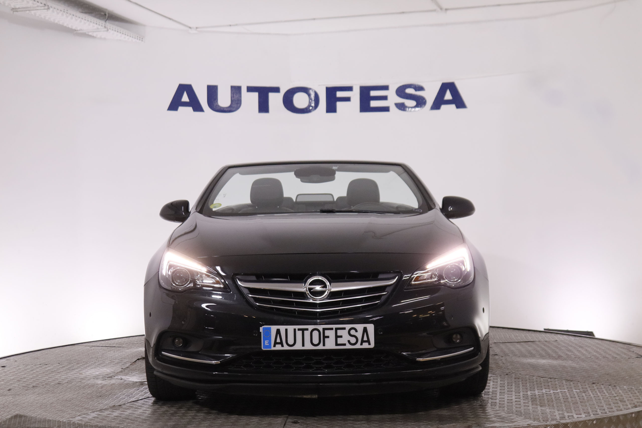 Opel CABRIO 2.0 CDTI COSMO PACK 165CV 2P # CUERO, NAVY, PARKTRONIC foto 3