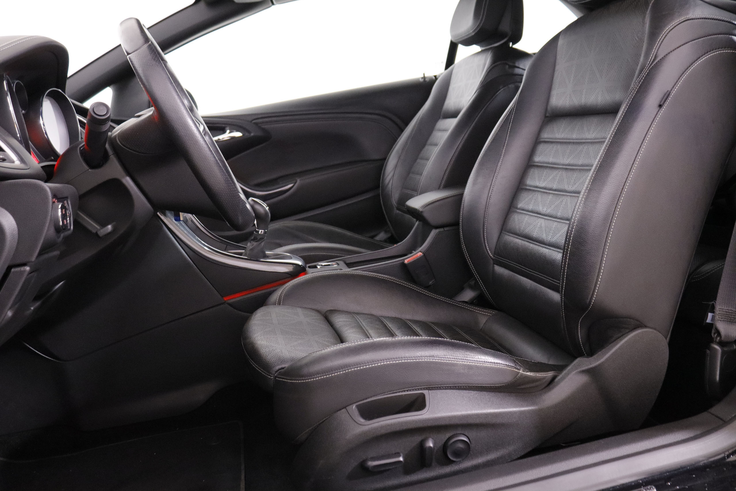 Opel CABRIO 2.0 CDTI COSMO PACK 165CV 2P # CUERO, NAVY, PARKTRONIC foto 25