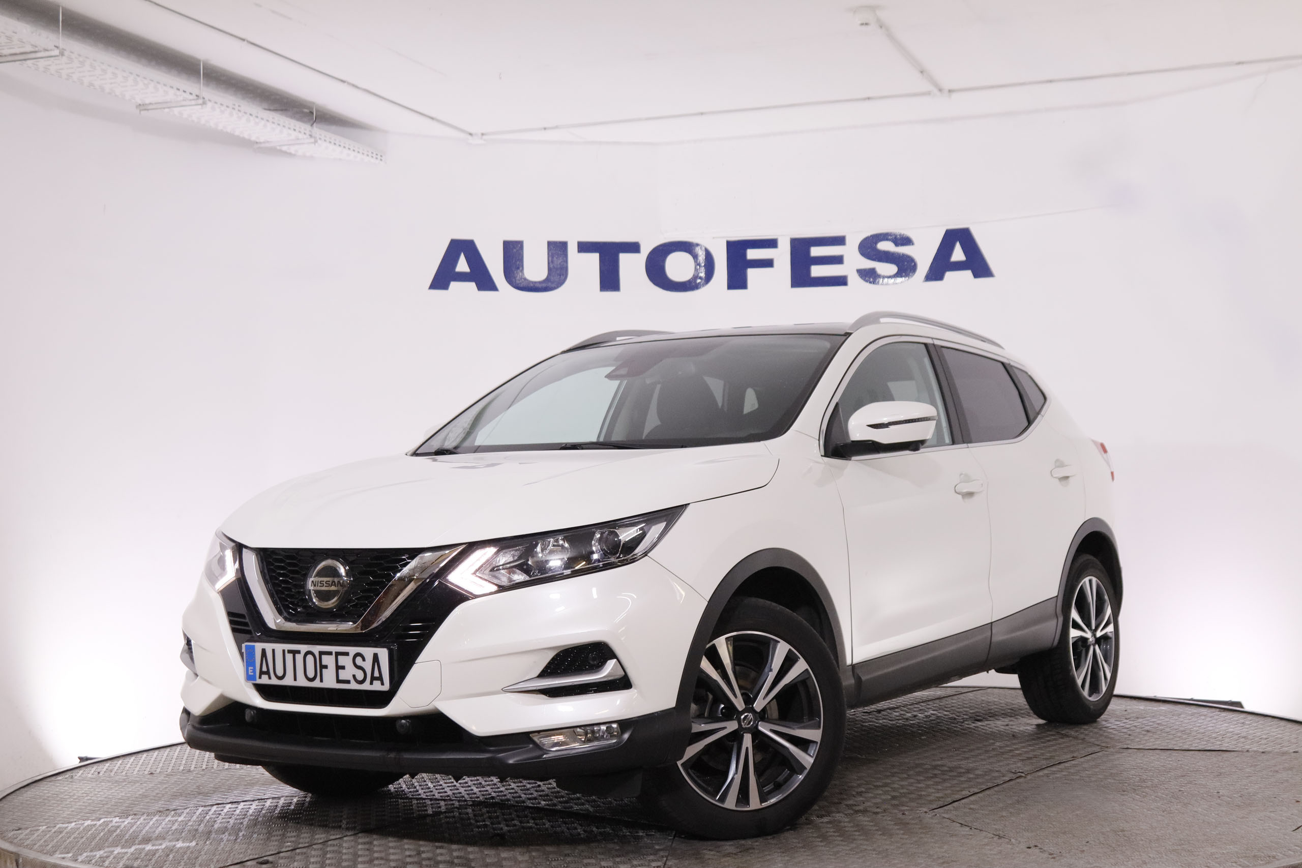 Nissan Qashqai 1.2 DIG-T N-CONNECTA 115CV 5P # NAVY, PARKTRONIC foto 17