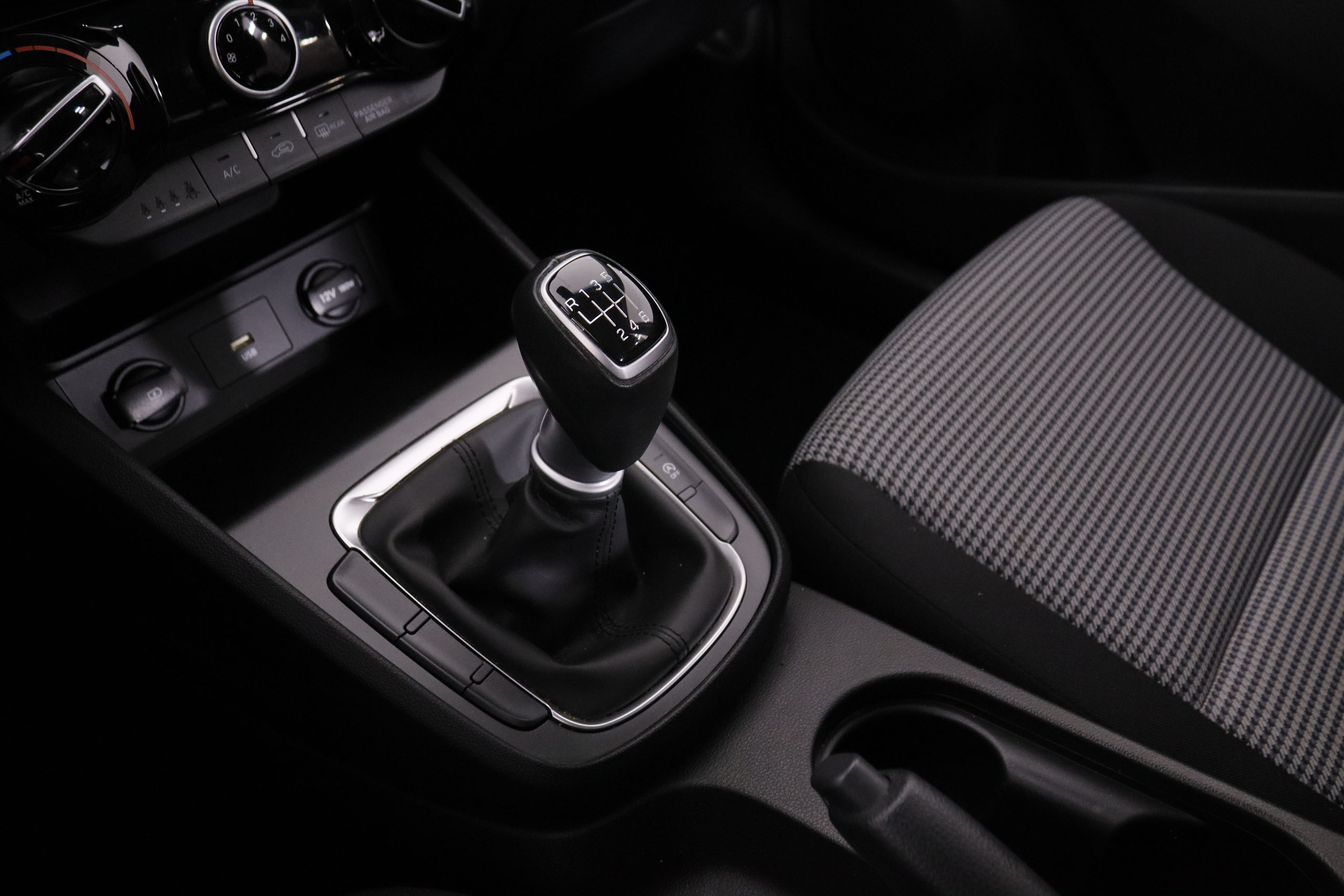 Hyundai Kona 1.0 TGDI KLASS 120CV 5P foto 20