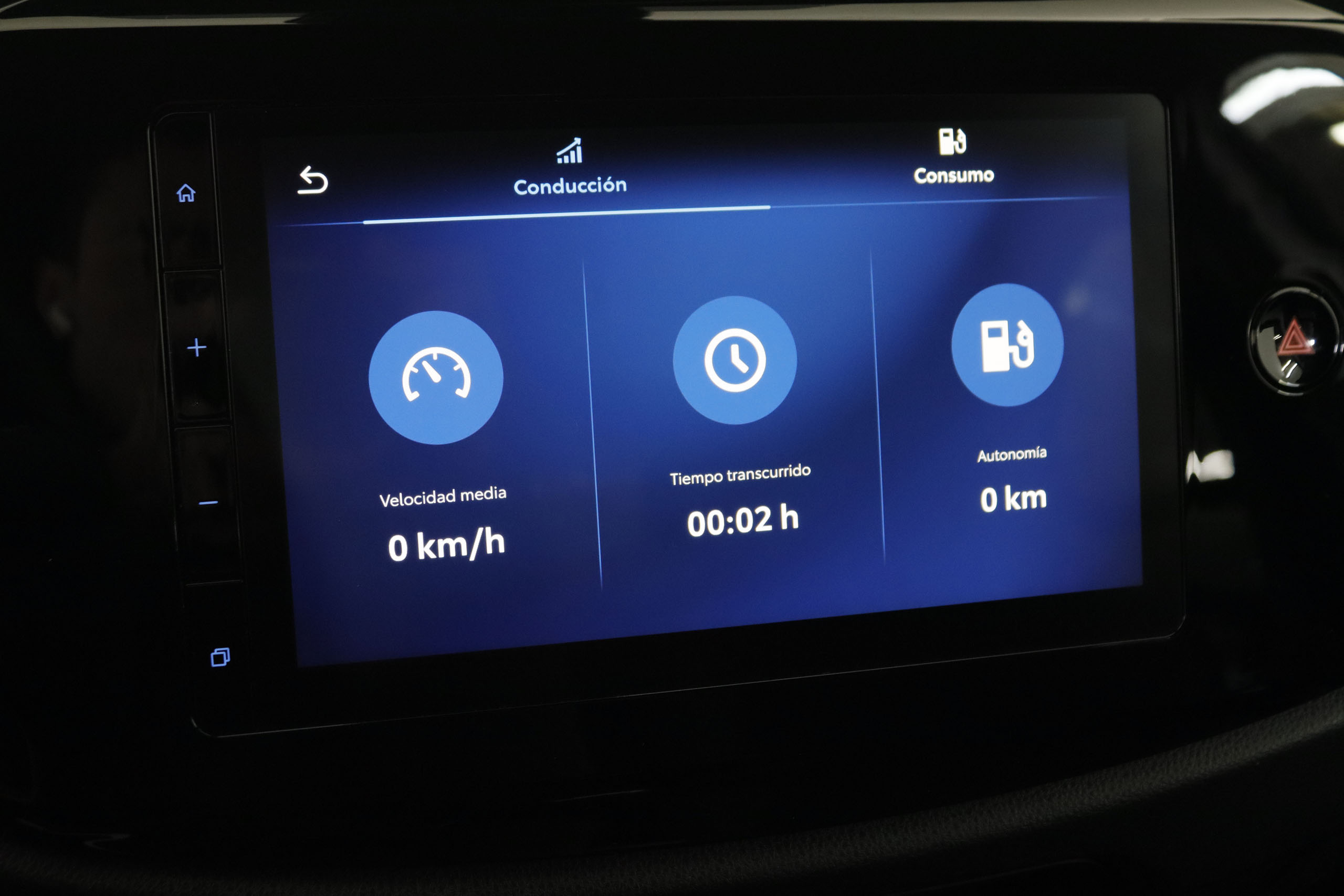 Toyota Aygo X 1.0 VVT DYNAMIC 72CV 5P # IVA DEDUCIBLE, GARANTIA FAB 08/2027,CAMARA TRASERA foto 15