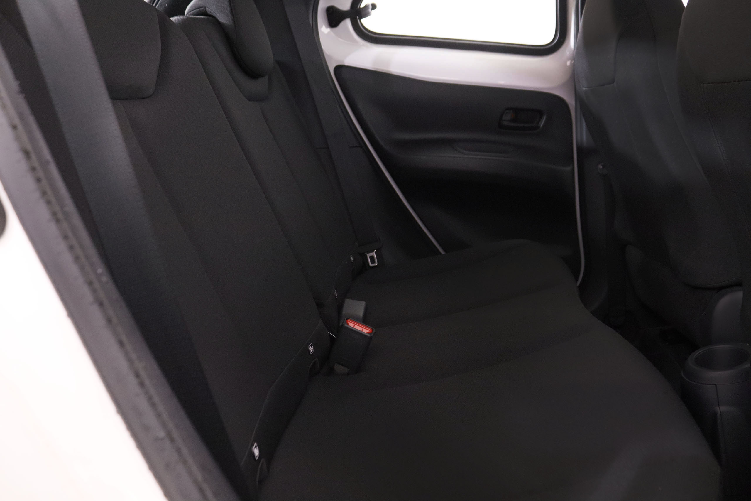 Toyota Aygo X 1.0 VVT DYNAMIC 72CV 5P # IVA DEDUCIBLE, GARANTIA FAB 08/2027,CAMARA TRASERA foto 19