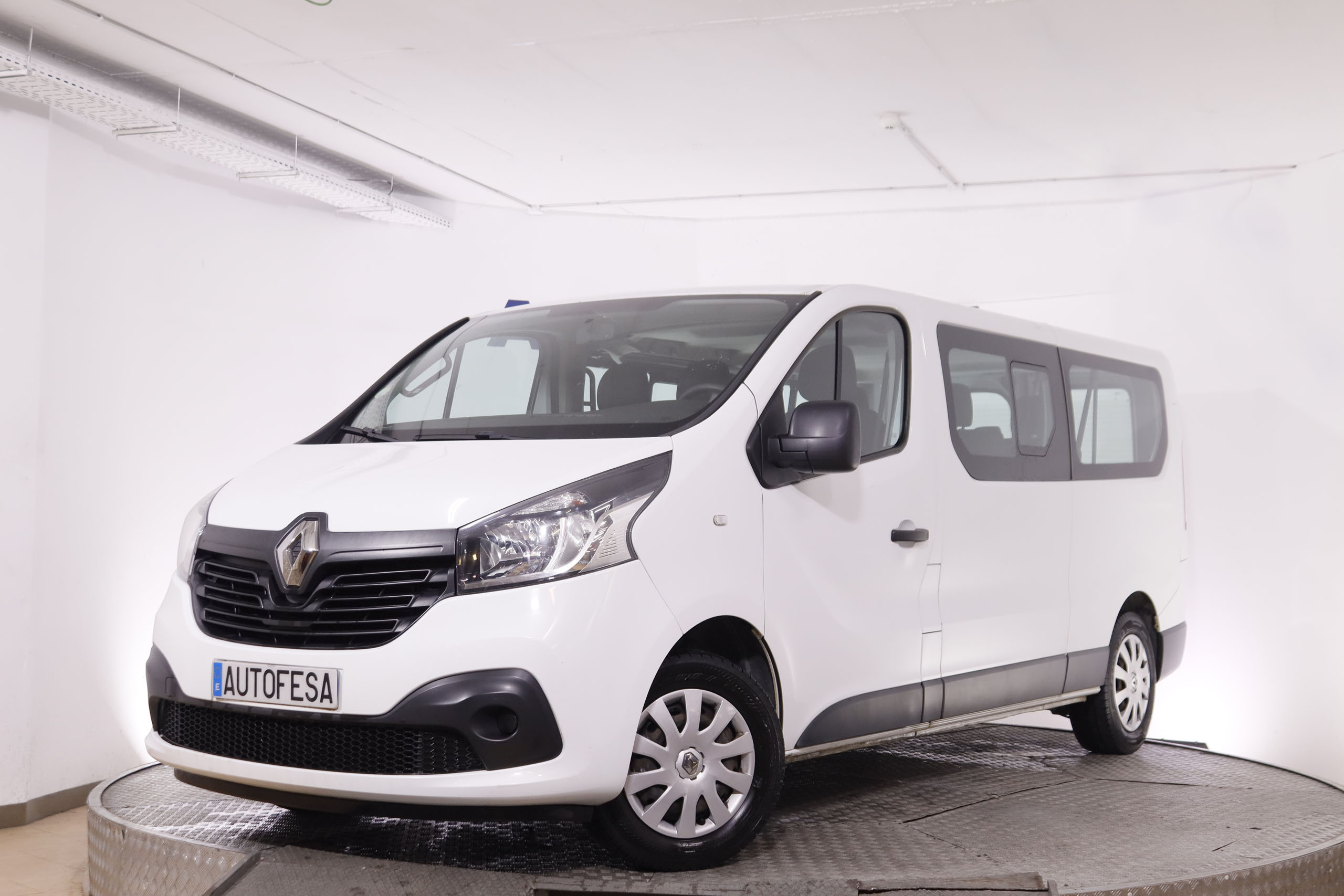 Renault Trafic 1.6 DCI COMBI L2 9 PLAZAS 125CV 4P # IVA DEDUCIBLE foto 11