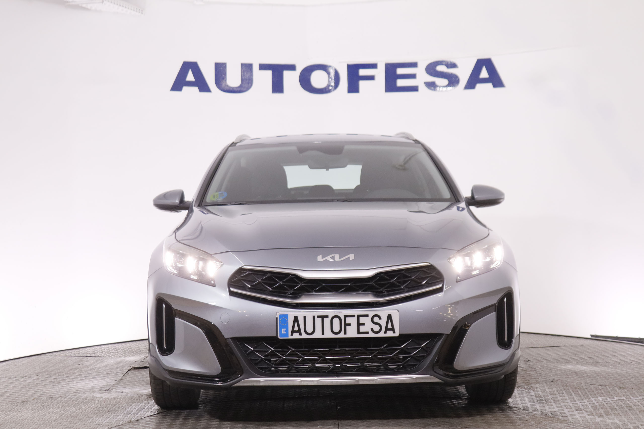 Kia XCEED 1.5 MHEV DRIVE 140CV 5P # GARANTIA FAB 07/2032,NAVY, PARKTRONIC foto 2