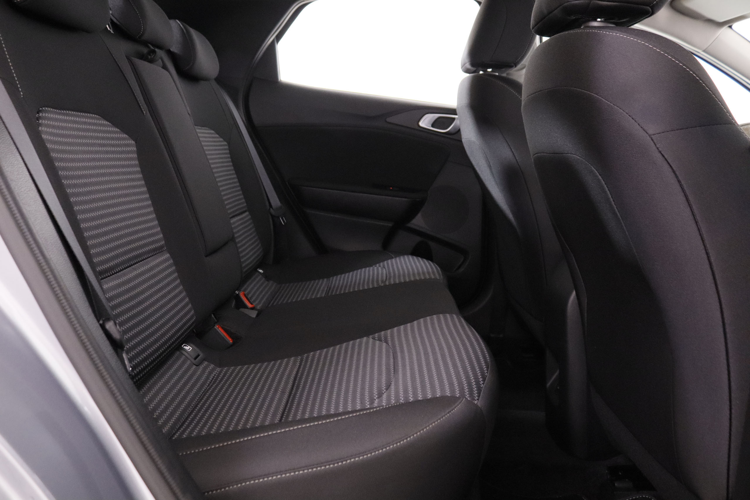 Kia XCEED 1.5 MHEV DRIVE 140CV 5P # GARANTIA FAB 07/2032,NAVY, PARKTRONIC foto 26