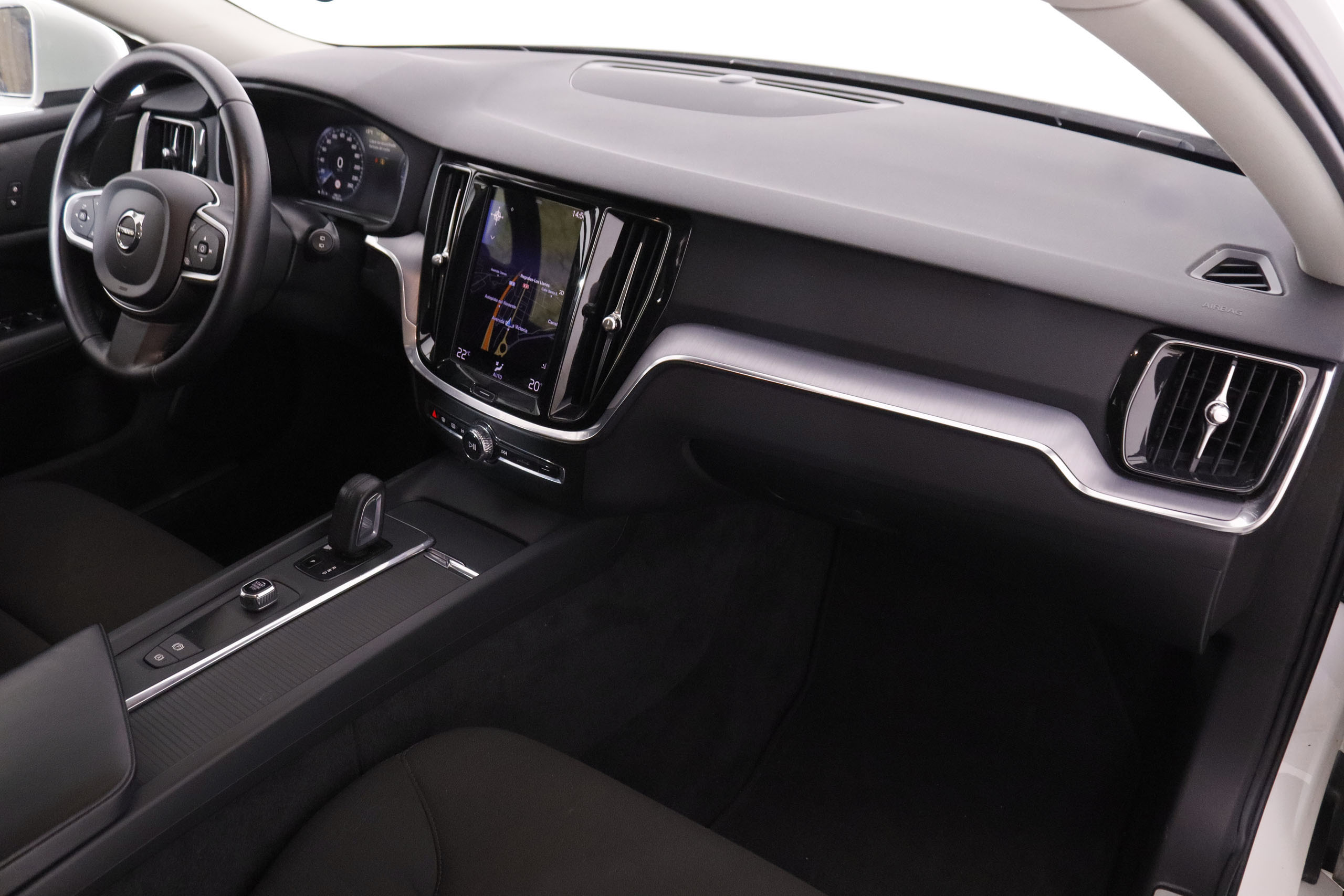 Volvo V60 2.0 HEV B4 MOMENTUM AUTO 197CV 5P # IVA DEDUCIBLE, NAVY, PARKTRONIC foto 15