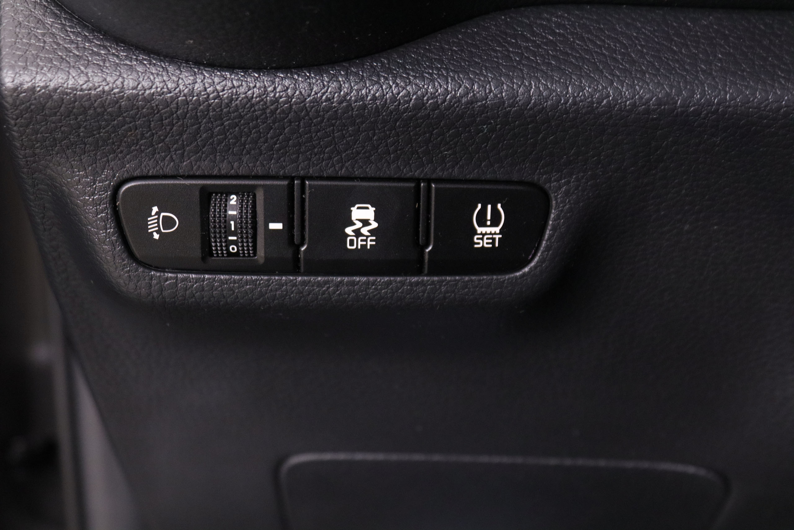 Kia Picanto 1.0 DPI BUSSINESS 63CV 5P # IVA DEDUCIBLE, GARANTIA HASTA 10/2031, NAVY foto 21