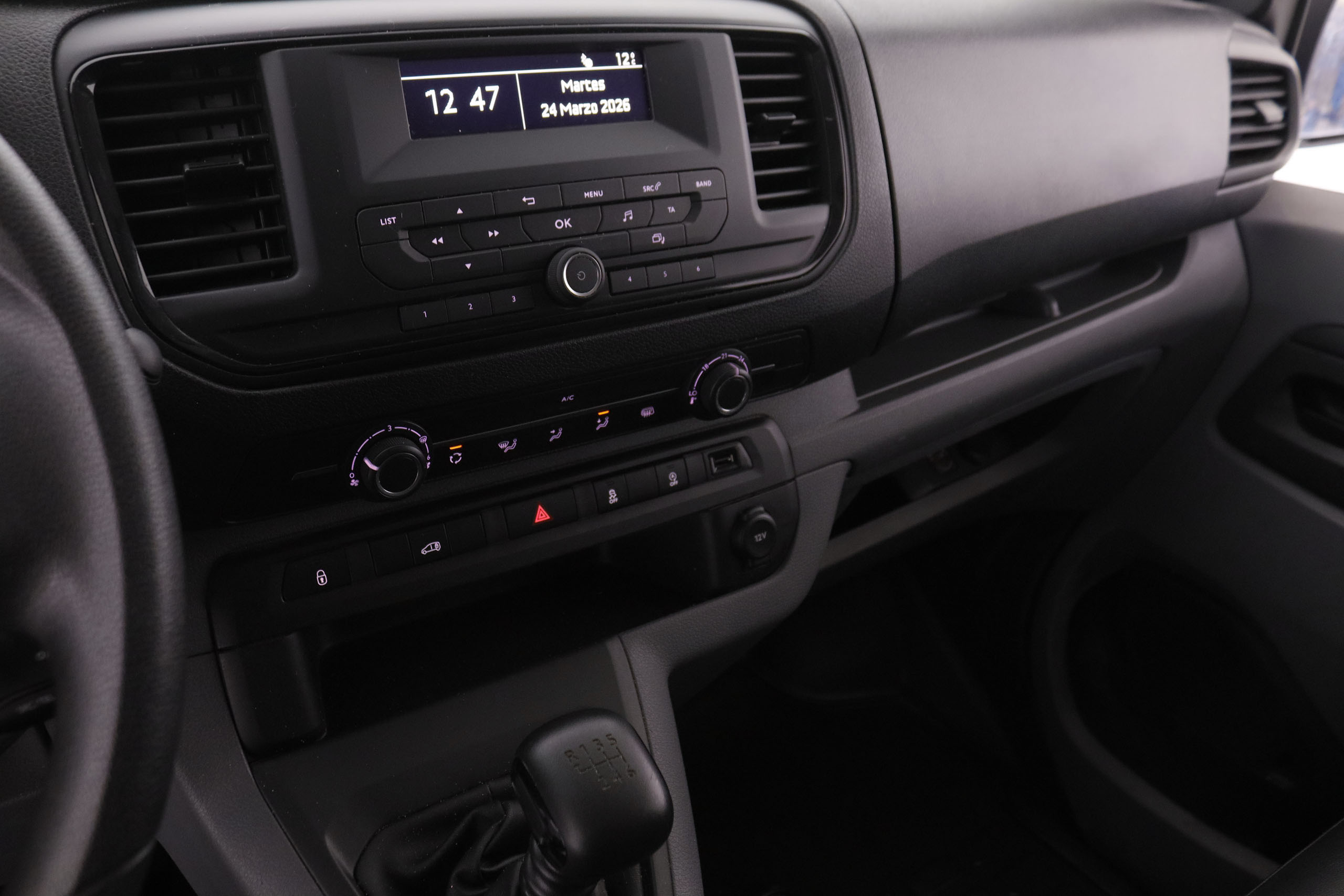 Citroen Jumpy 1.5 BLUE HDI TALLA XL CONTROL 120CV 3P # IVA DEDUCIBLE foto 18