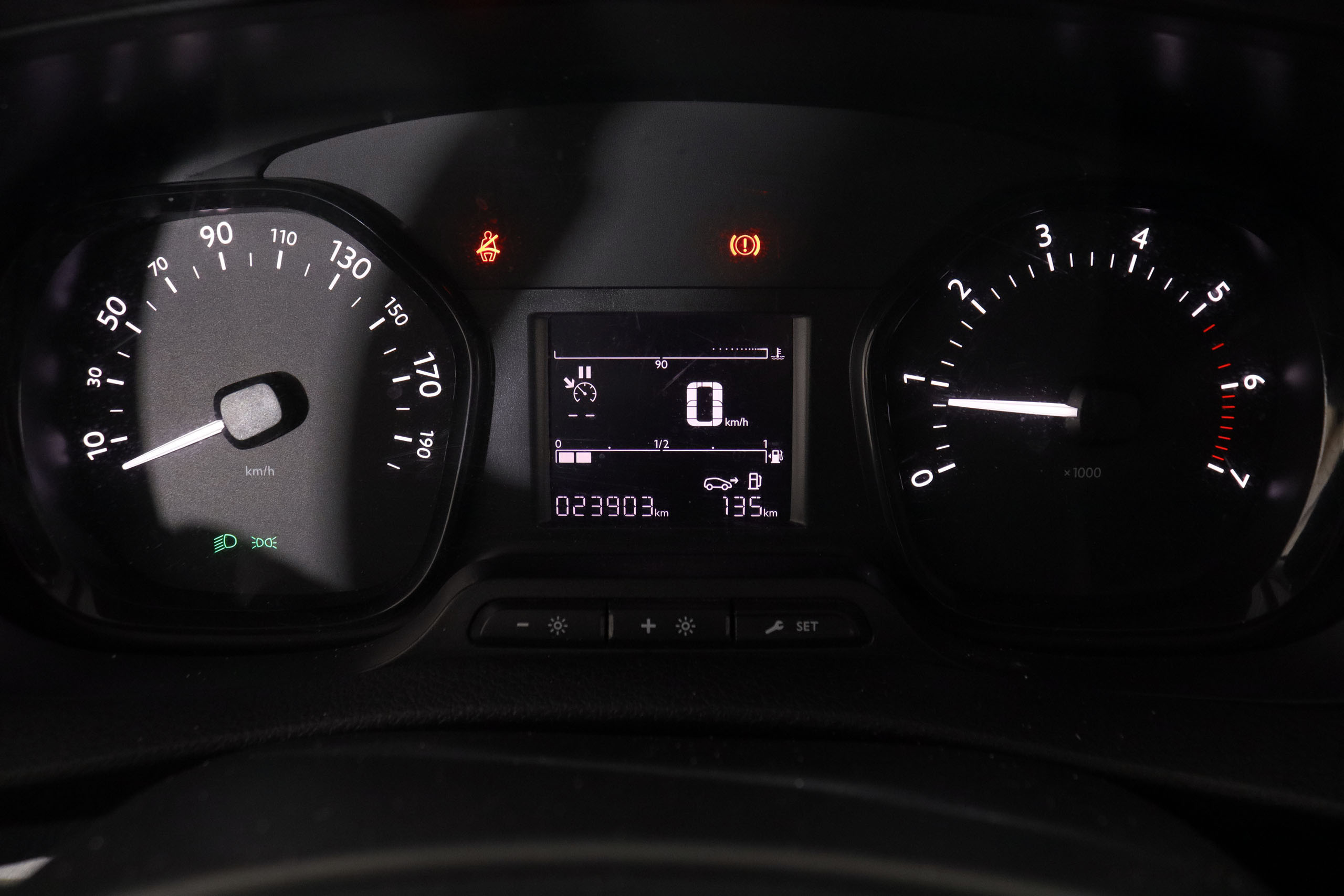 Citroen Jumpy 1.5 BLUE HDI TALLA XL CONTROL 120CV 3P # IVA DEDUCIBLE foto 17