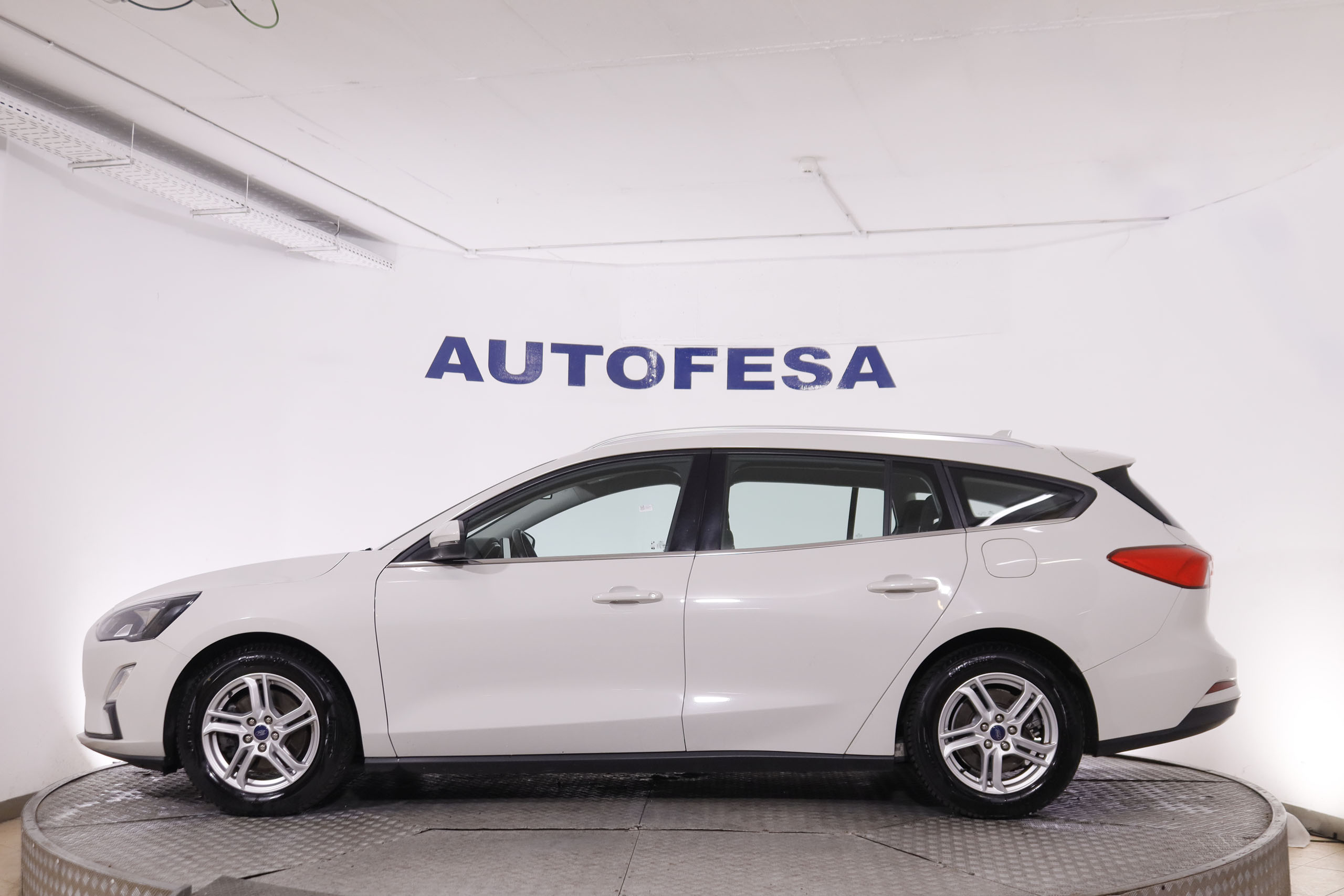 Ford Focus SW 1.5 ECOBLUE AUTO 120CV 5P # IVA DEDUCIBLE, NAVY, PARKTRONIC foto 13