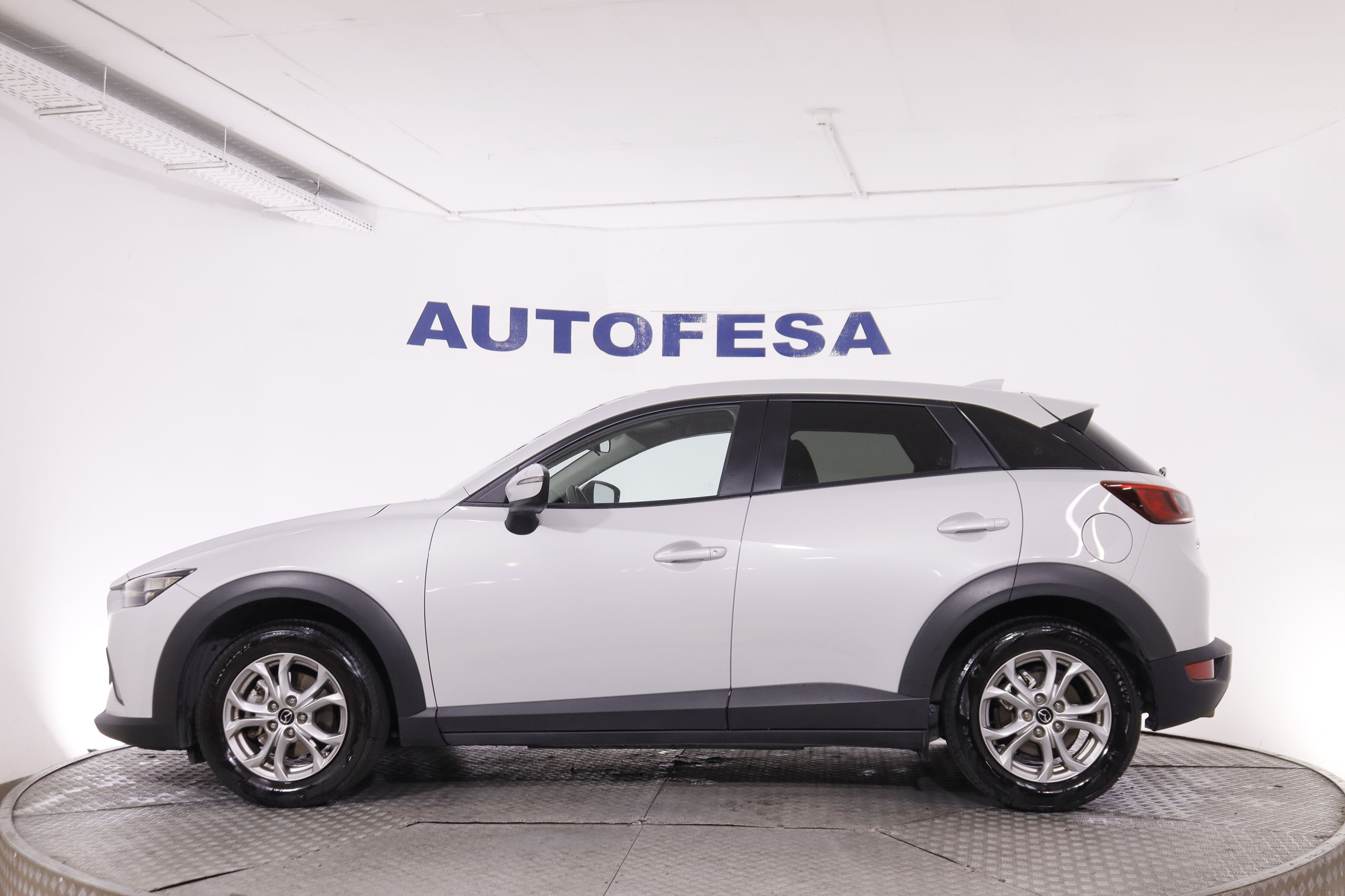 Mazda Cx-3 2.0 SKYACTIV G EVOLUTION AUTO 120CV 5P # NAVY, PARKTRONIC foto 11