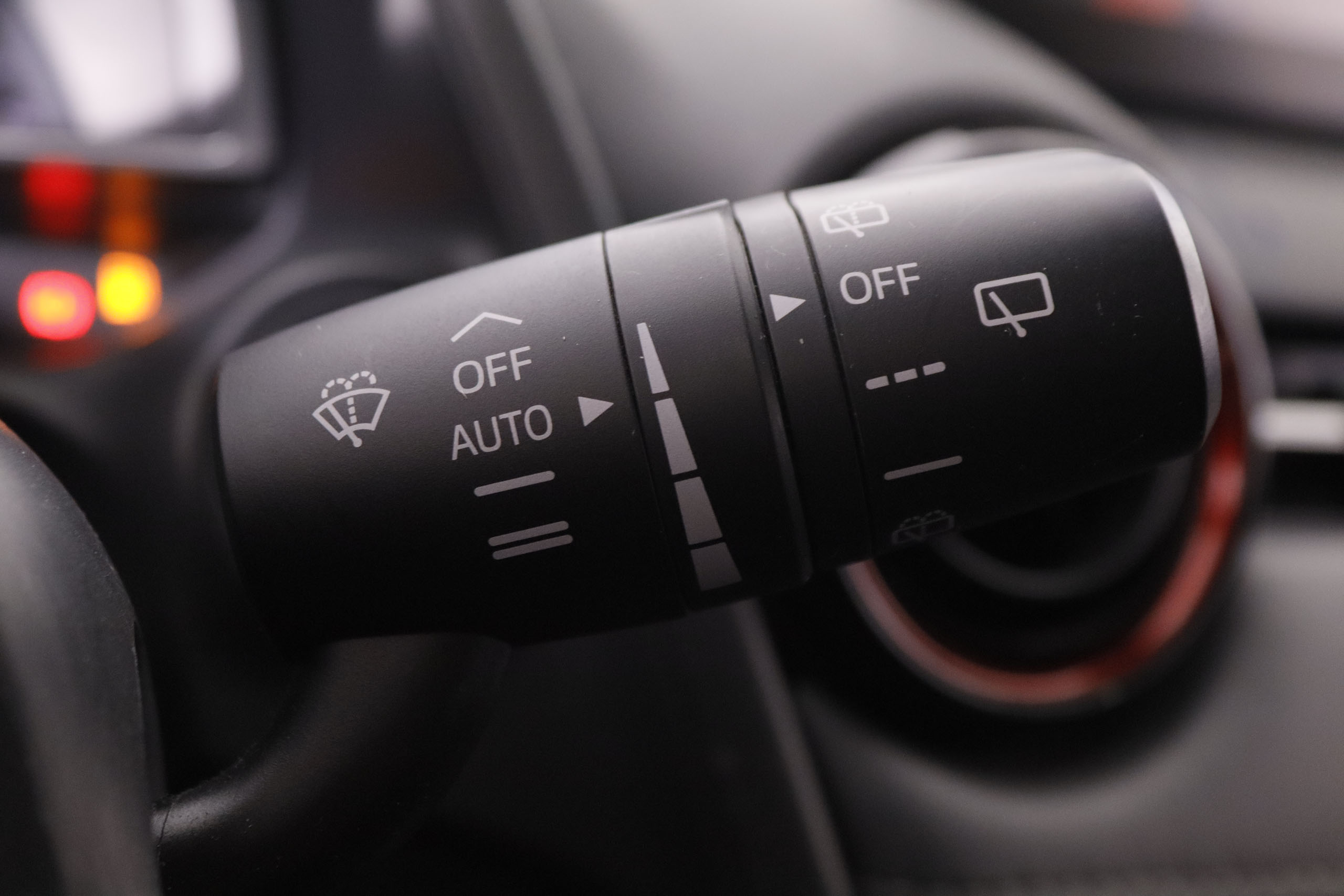 Mazda Cx-3 2.0 SKYACTIV G EVOLUTION AUTO 120CV 5P # NAVY, PARKTRONIC foto 21