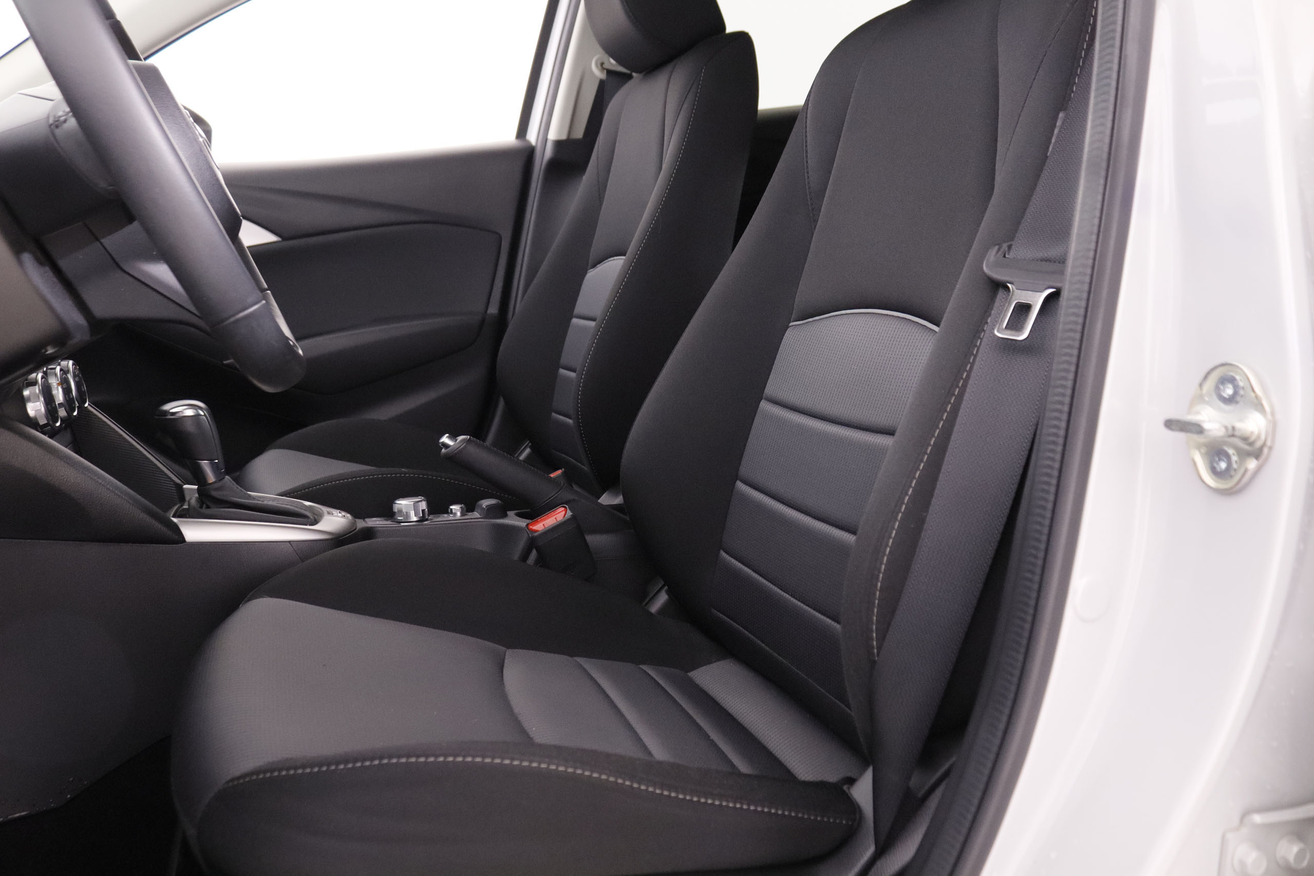 Mazda Cx-3 2.0 SKYACTIV G EVOLUTION AUTO 120CV 5P # NAVY, PARKTRONIC foto 23