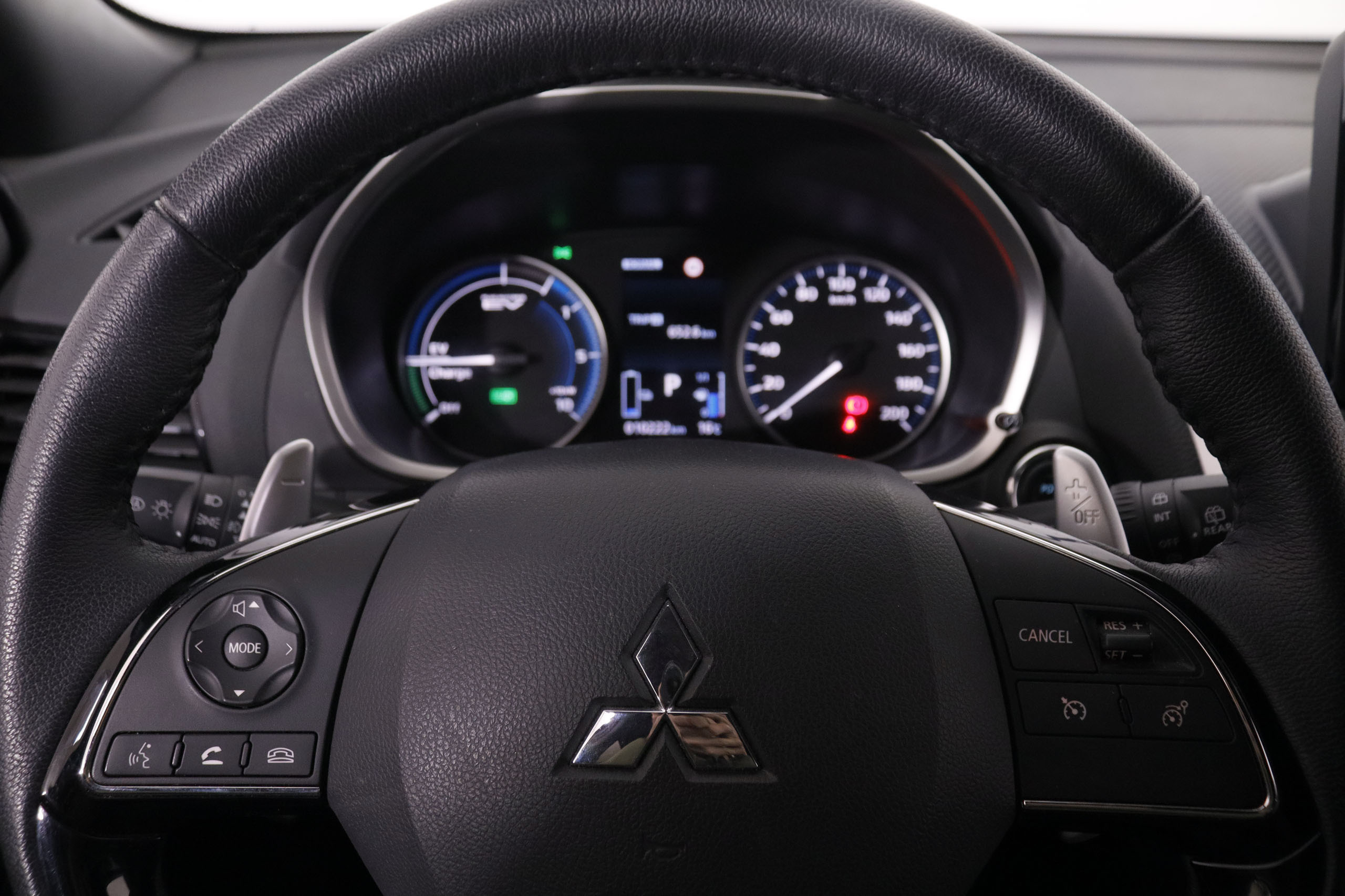 Mitsubishi ECLIPSE CROSS 2.4 PHEV KAITEKI 4X4 AUTO 188CV 5P # GARANTIA FABRICA HASTA 03/2028, IVA DEDUCIBLE, PARKTRONIC foto 17