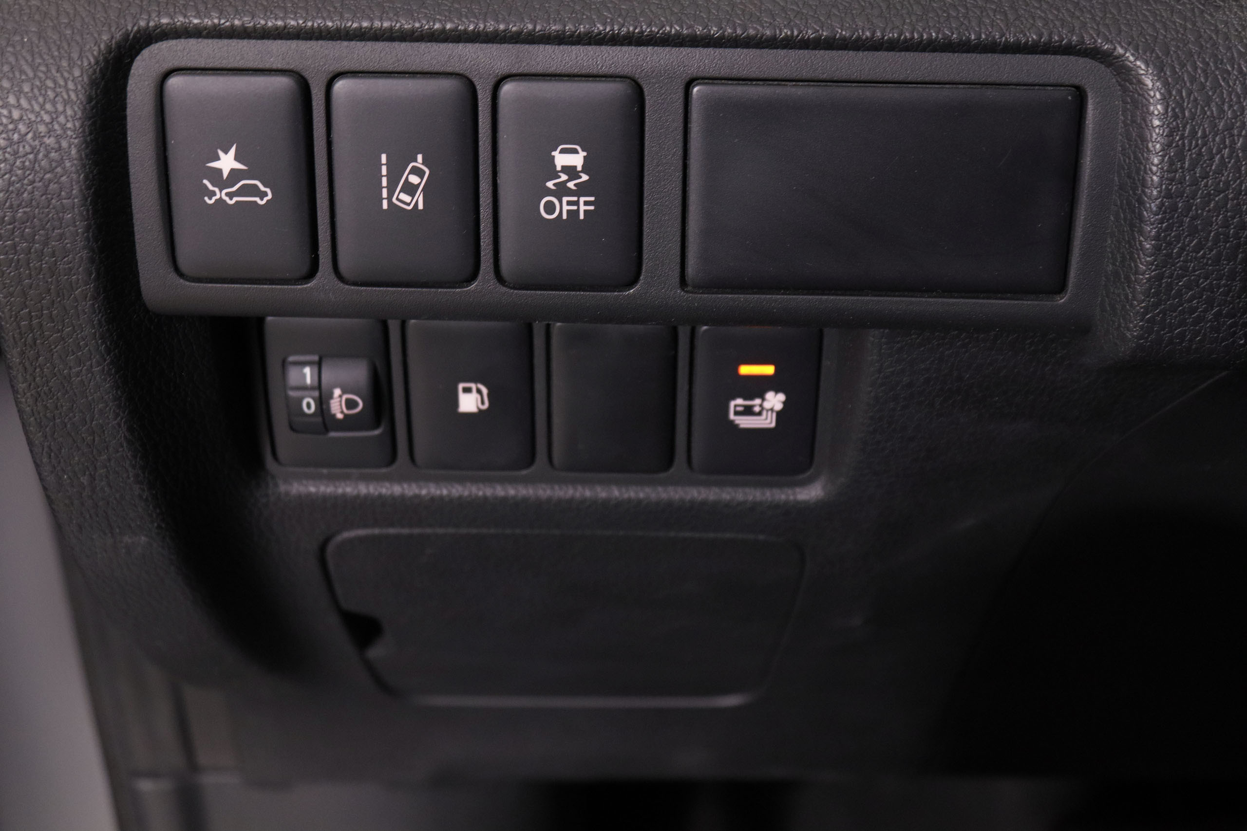 Mitsubishi ECLIPSE CROSS 2.4 PHEV KAITEKI 4X4 AUTO 188CV 5P # GARANTIA FABRICA HASTA 03/2028, IVA DEDUCIBLE, PARKTRONIC foto 22