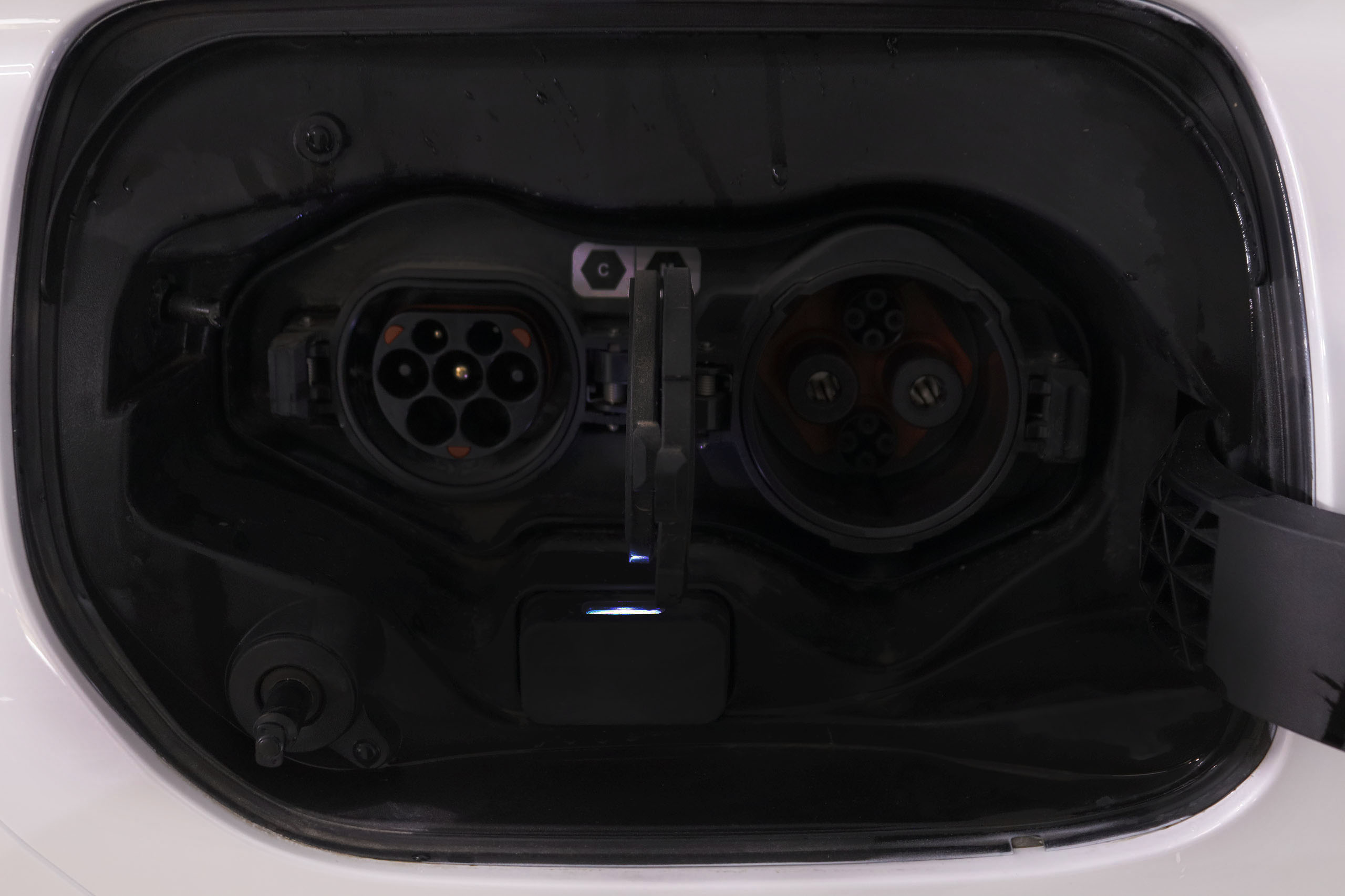 Mitsubishi ECLIPSE CROSS 2.4 PHEV KAITEKI 4X4 AUTO 188CV 5P # GARANTIA FABRICA HASTA 03/2028, IVA DEDUCIBLE, PARKTRONIC foto 29