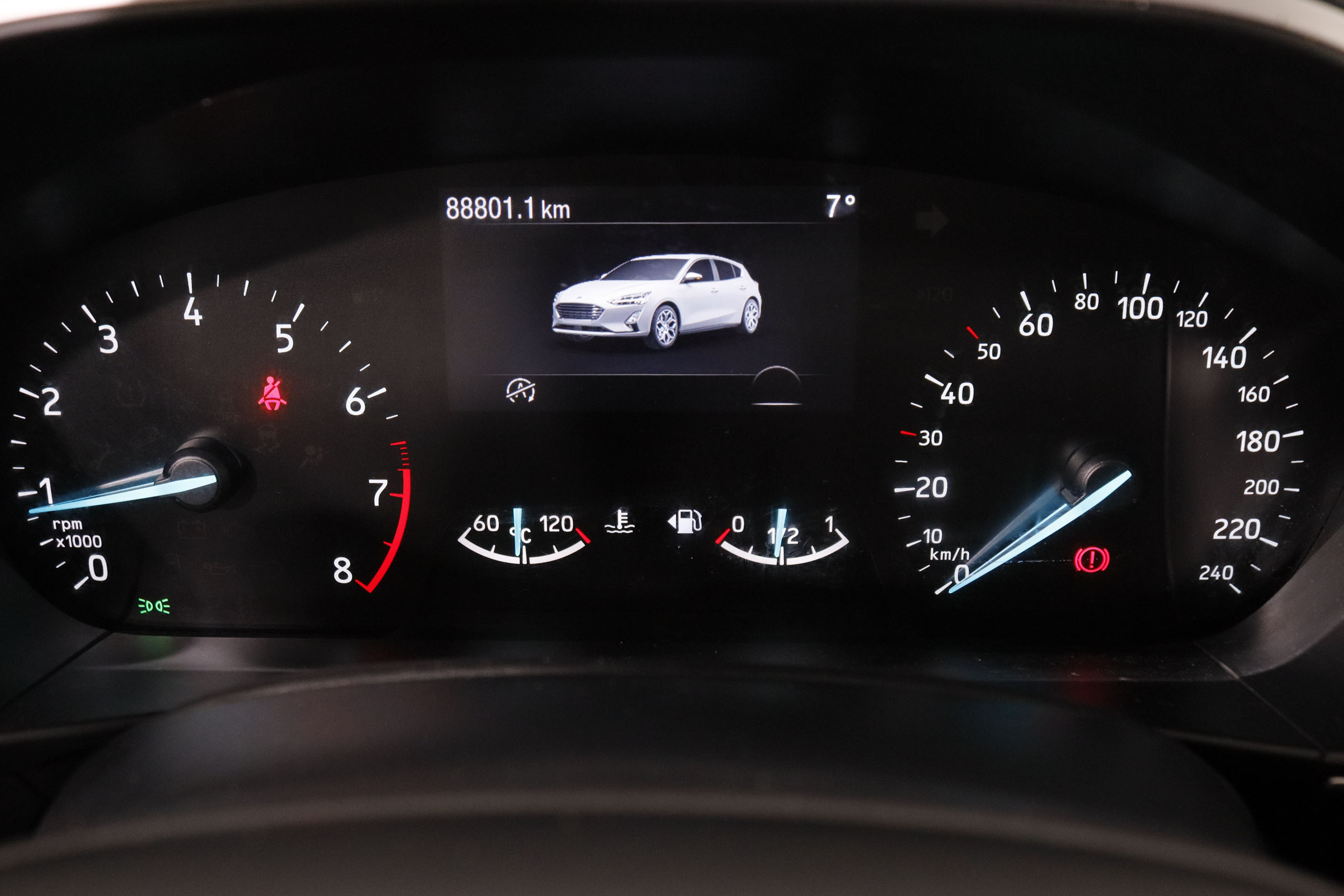 Ford FOCUS 1.0 ECOBOOST HYBRID MHEV TREND PLUS 125CV 5P # NAVY,FAROS LED,PARKTRONIC,CAMAR TRASERA 1.0 ECOBOOST HYBRID MHEV TREND PLUS 125CV 5P # NAVY,FAROS LED,PARKTRONIC,CAMAR TRASERA foto 21