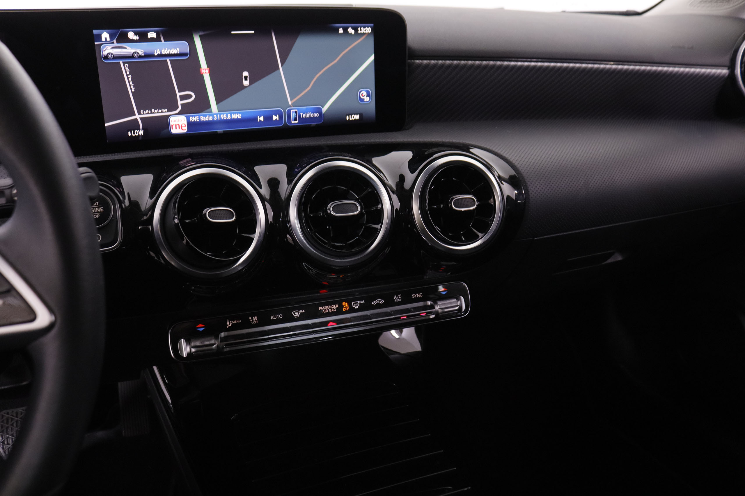 Mercedes-benz A 220 CLASE A 220 D 190CV AUTO 5P # IVA DEDUCIBLE,NAVY,FAROS LED,CAMARA TRASERA foto 15