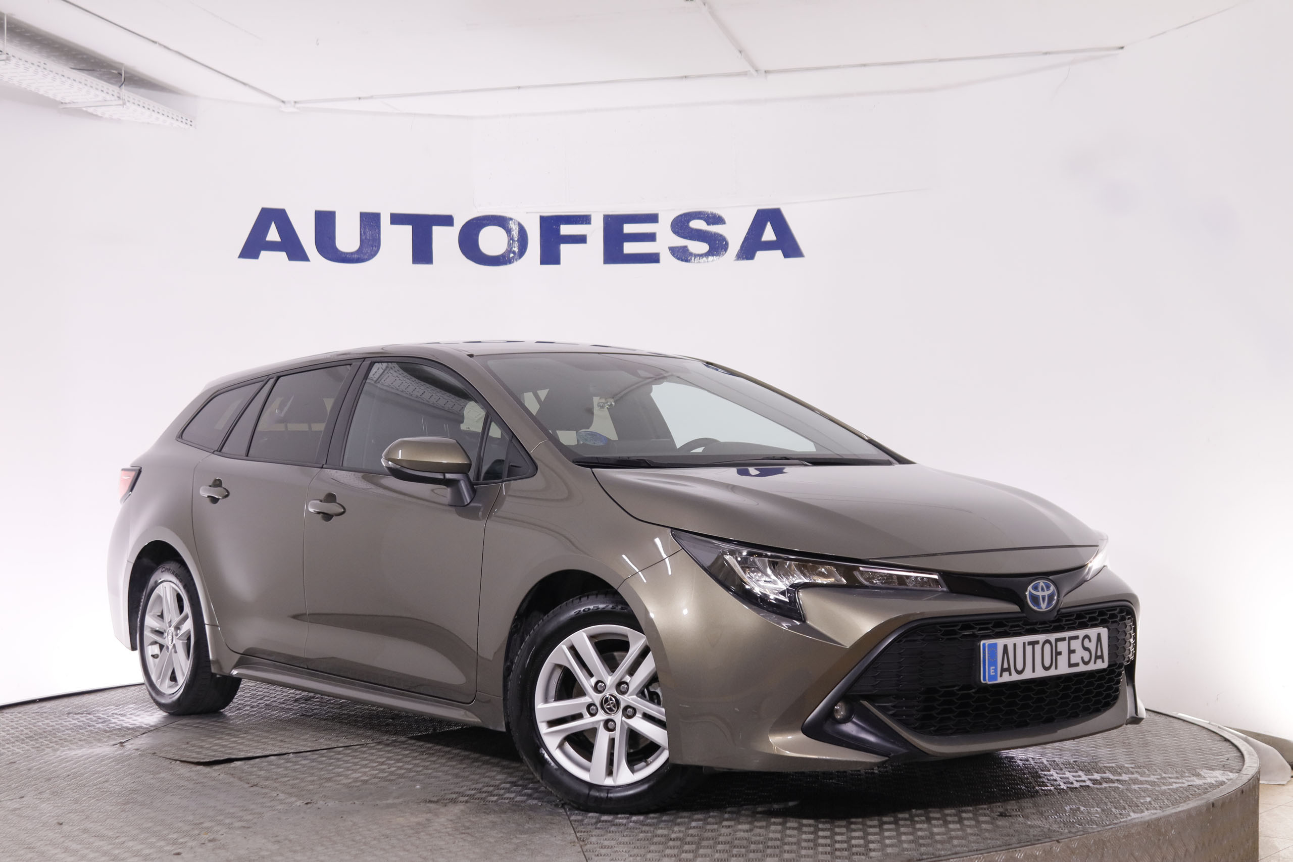 Toyota Corolla TOURING SPORT 1.8 125H E-CVT AUTO 122CV 5P # IVA DEDUCIBLE,FAROS LED,CAMARA TRASERA foto 3