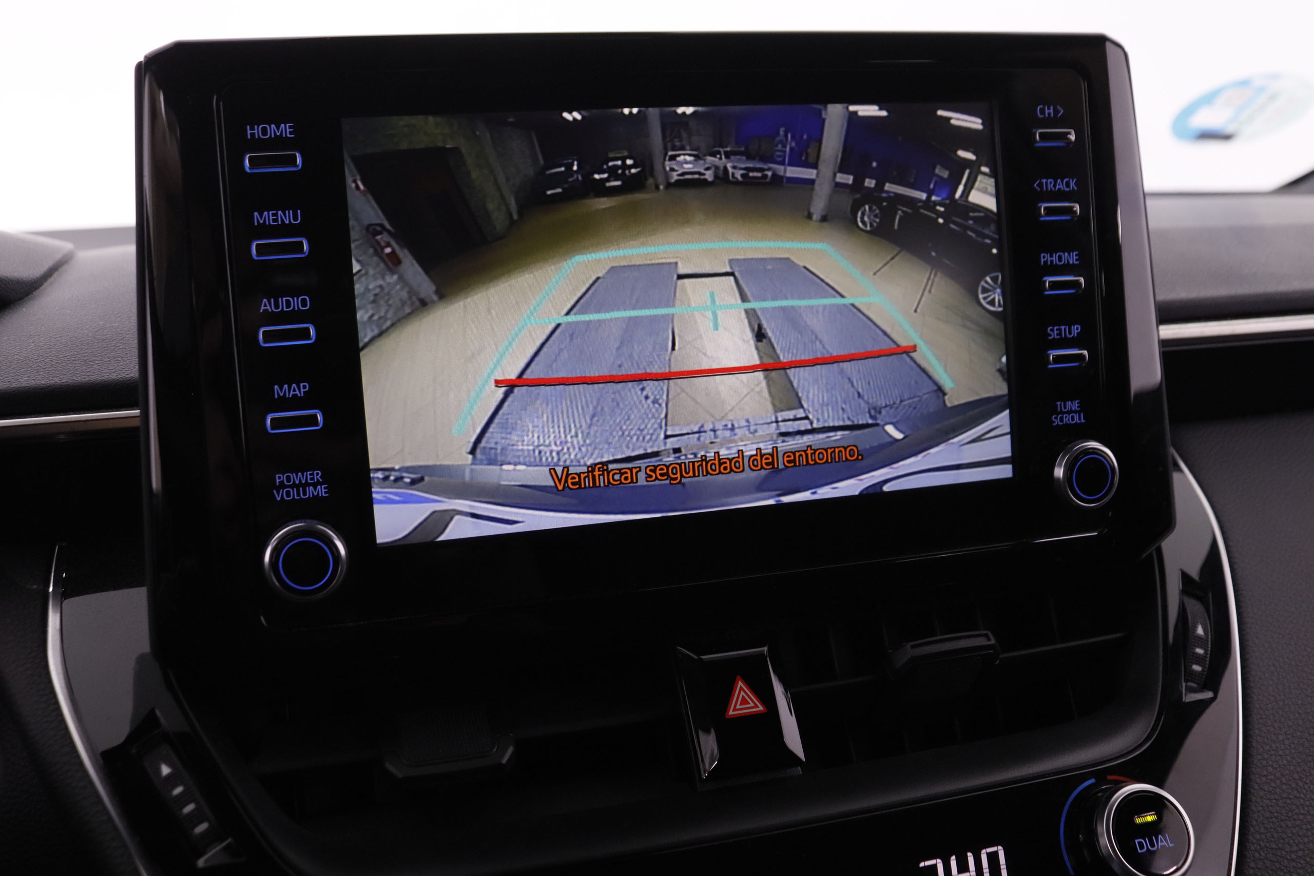 Toyota Corolla TOURING SPORT 1.8 125H E-CVT AUTO 122CV 5P # IVA DEDUCIBLE,FAROS LED,CAMARA TRASERA foto 19