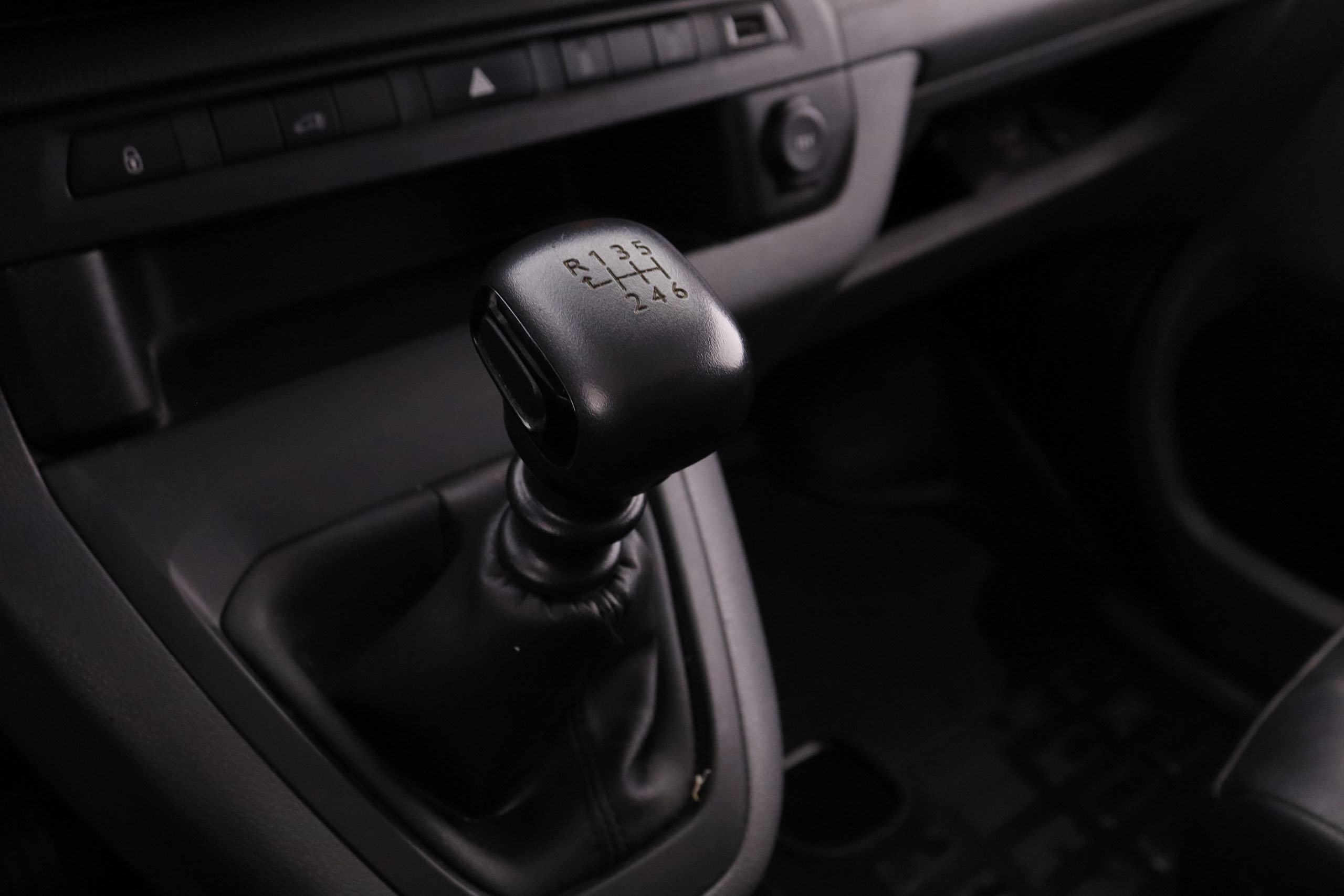 Opel Vivaro 1.5D TALLA M 100CV 2P # IVA DEDUCIBLE foto 19