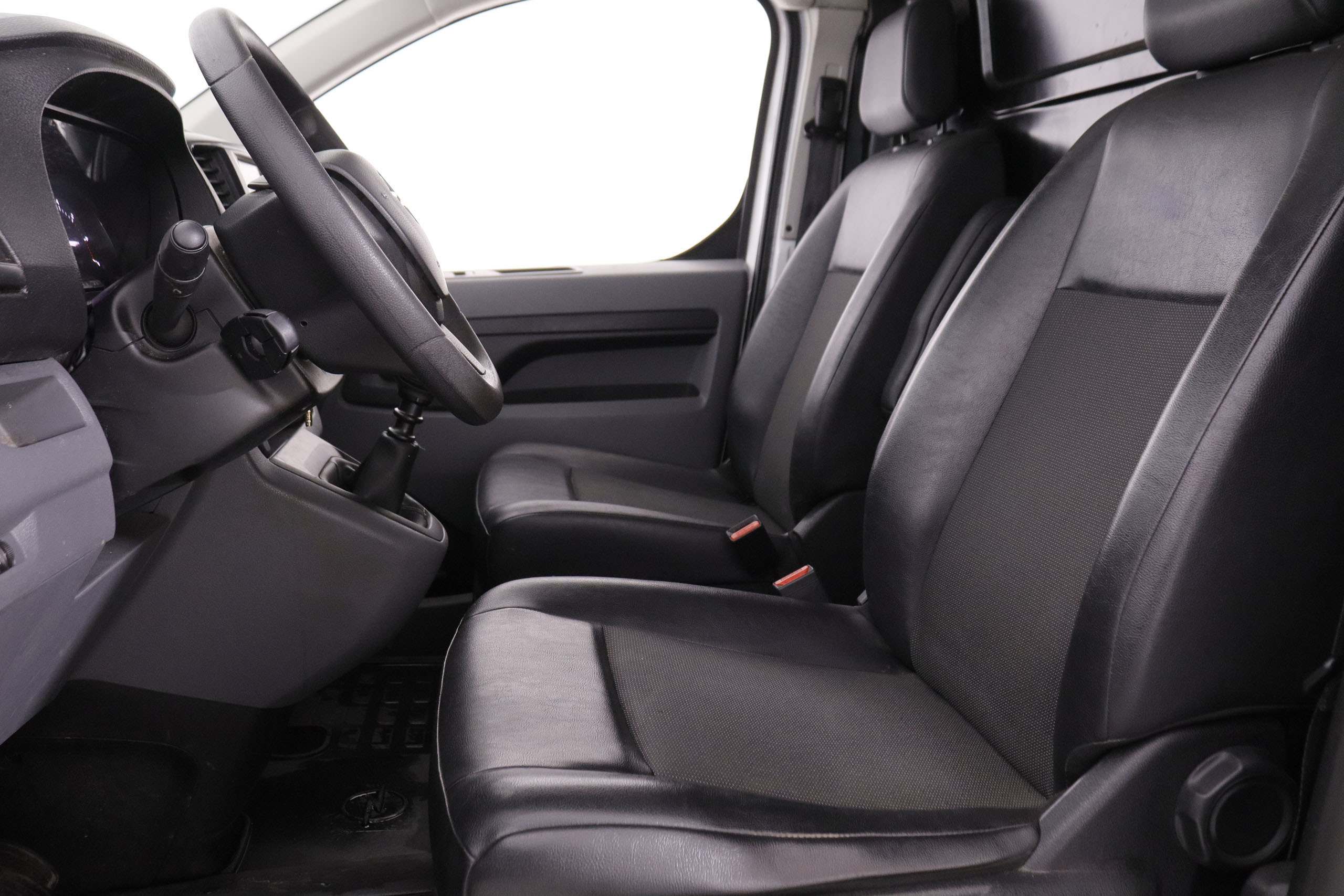 Opel Vivaro 1.5D TALLA M 100CV 2P # IVA DEDUCIBLE foto 20