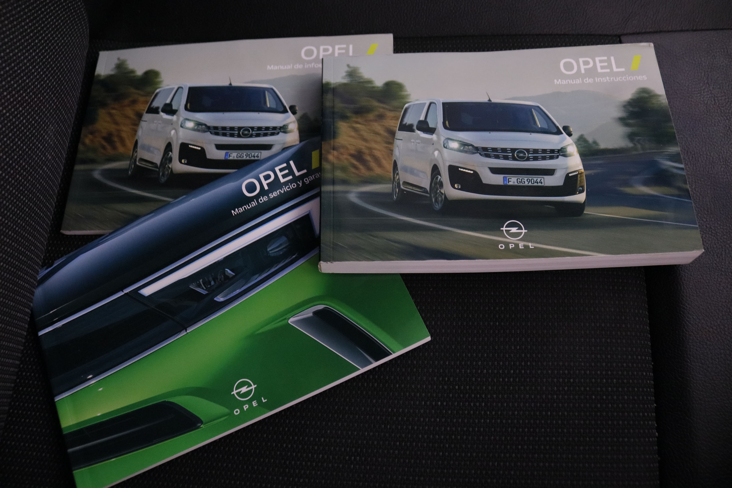 Opel Vivaro 1.5D TALLA M 100CV 2P # IVA DEDUCIBLE foto 21